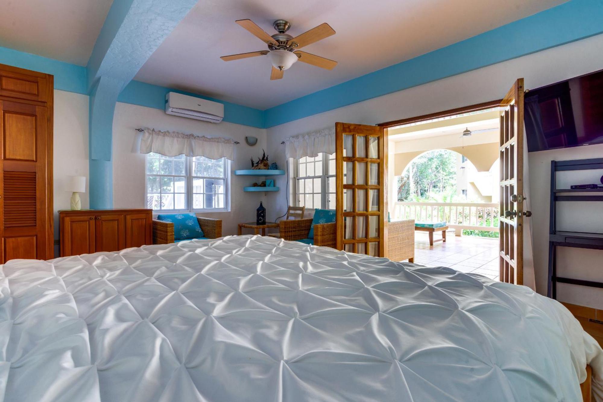 Villa Porticos Placencia