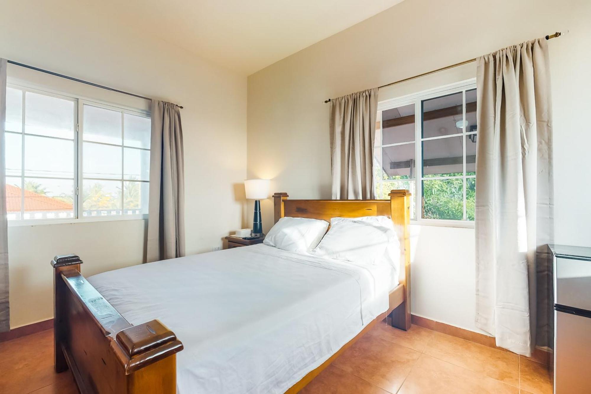 Apartment Isebei Gold Standard Certified Hopkins