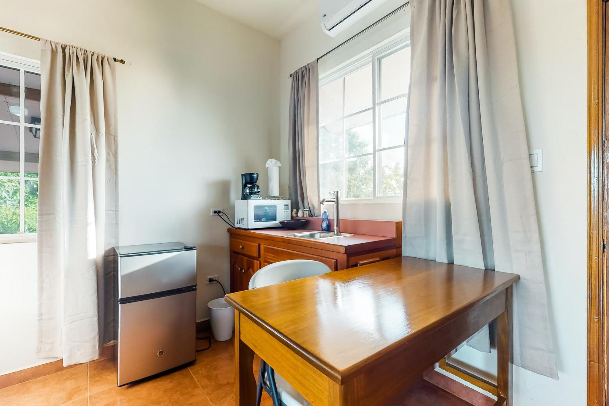 Isebei Gold Standard Certified Apartment Hopkins