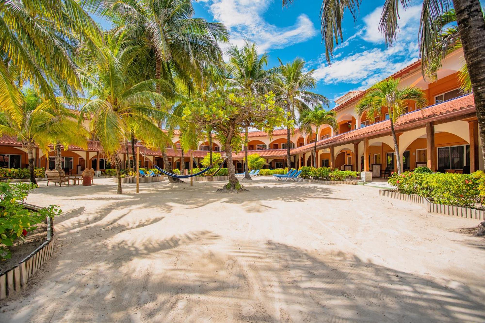 Hotel Sunbreeze 4*