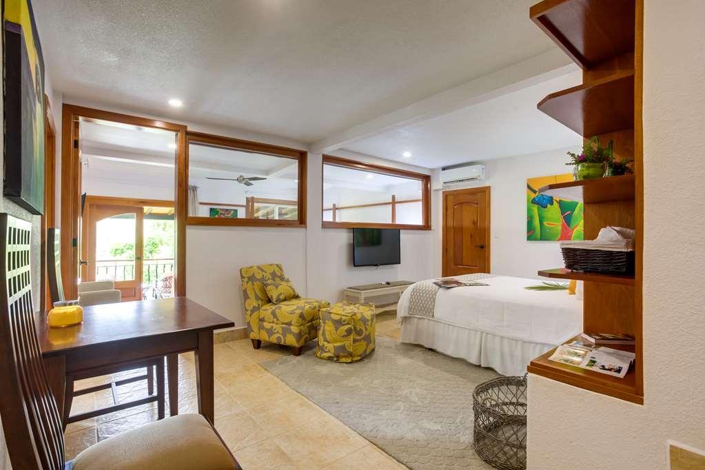 San Ignacio Resort Hotel *
