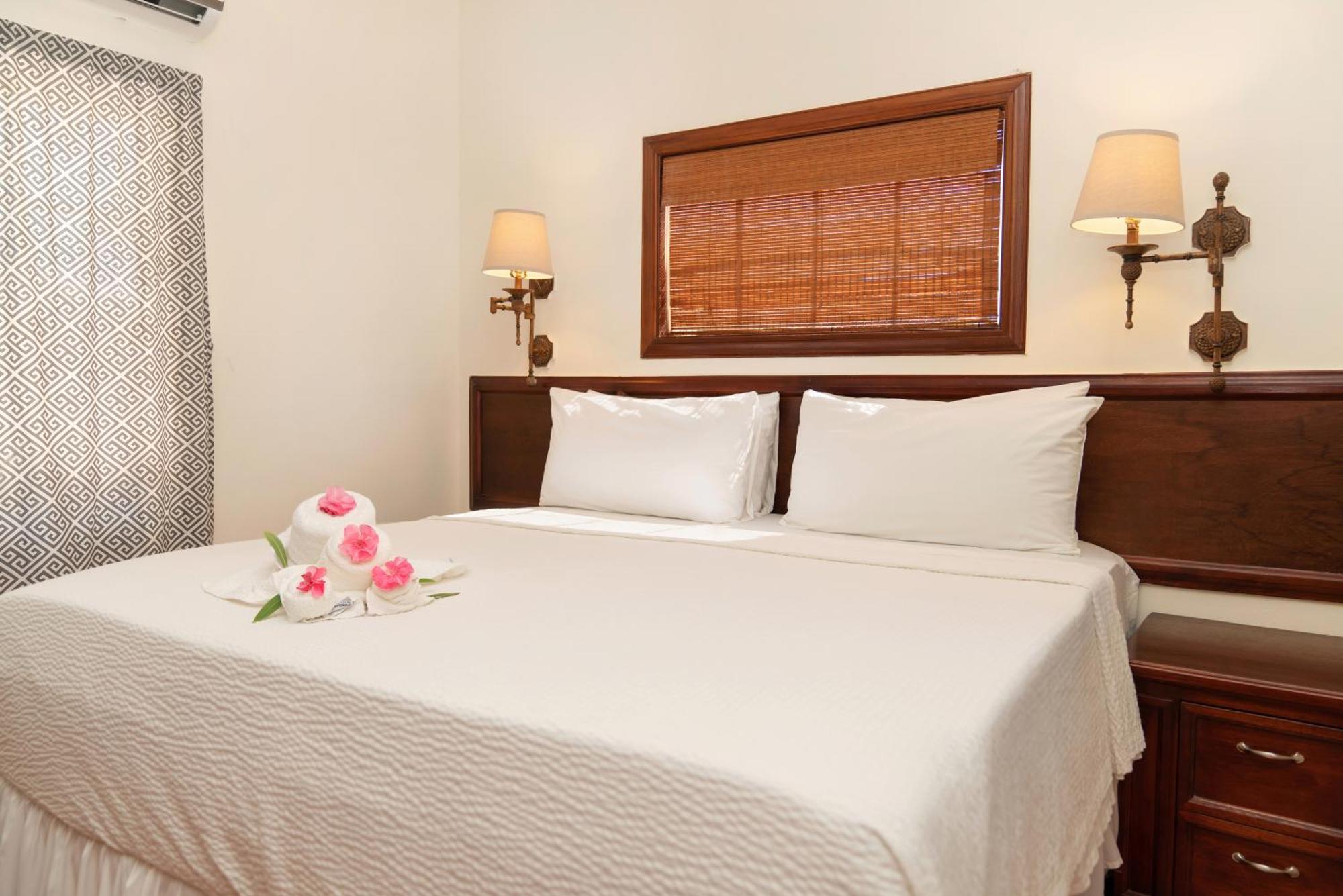 X'tan Ha- The Waterfront San Pedro (Ambergris Caye)