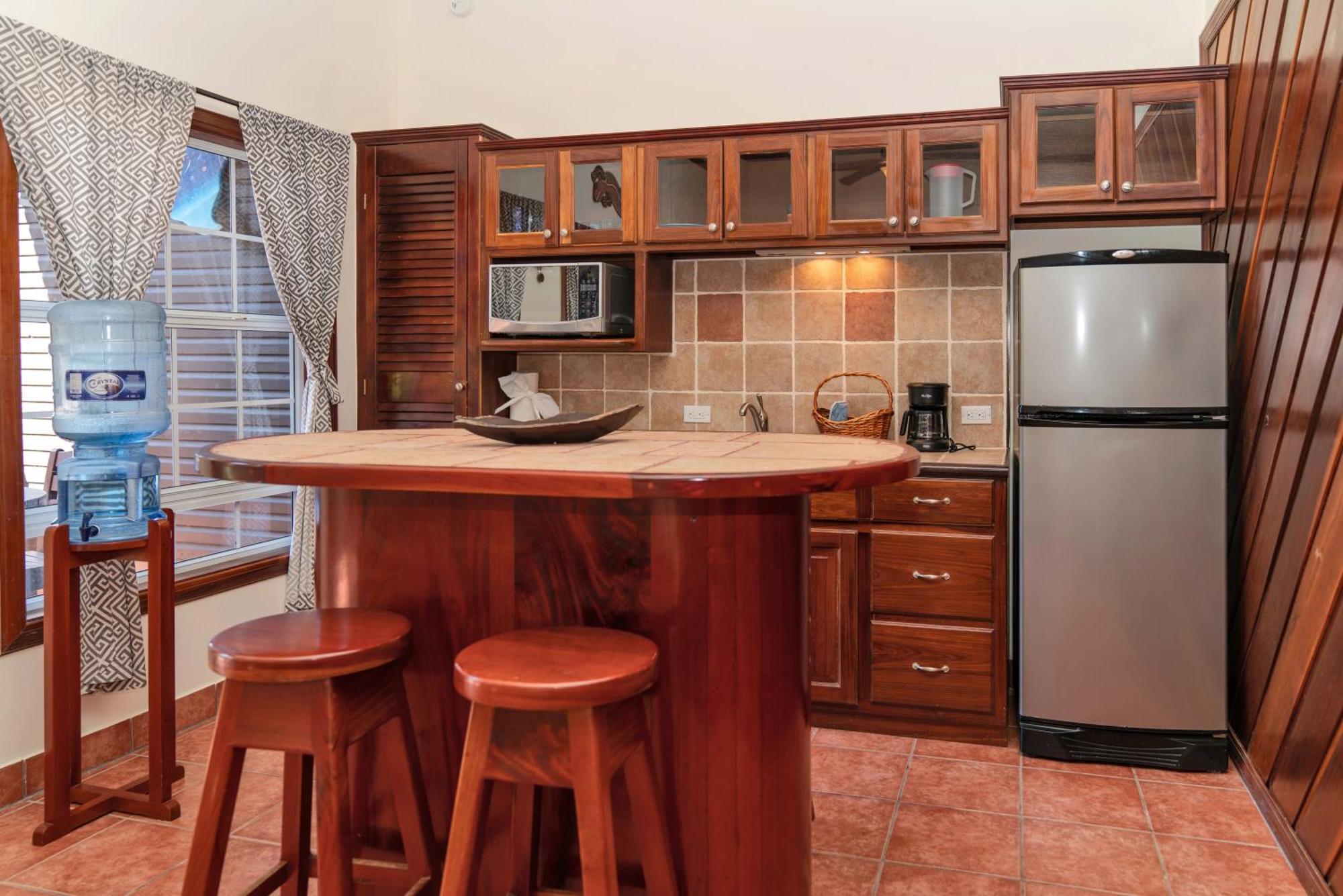 X'tan Ha- The Waterfront Resort San Pedro (Ambergris Caye)