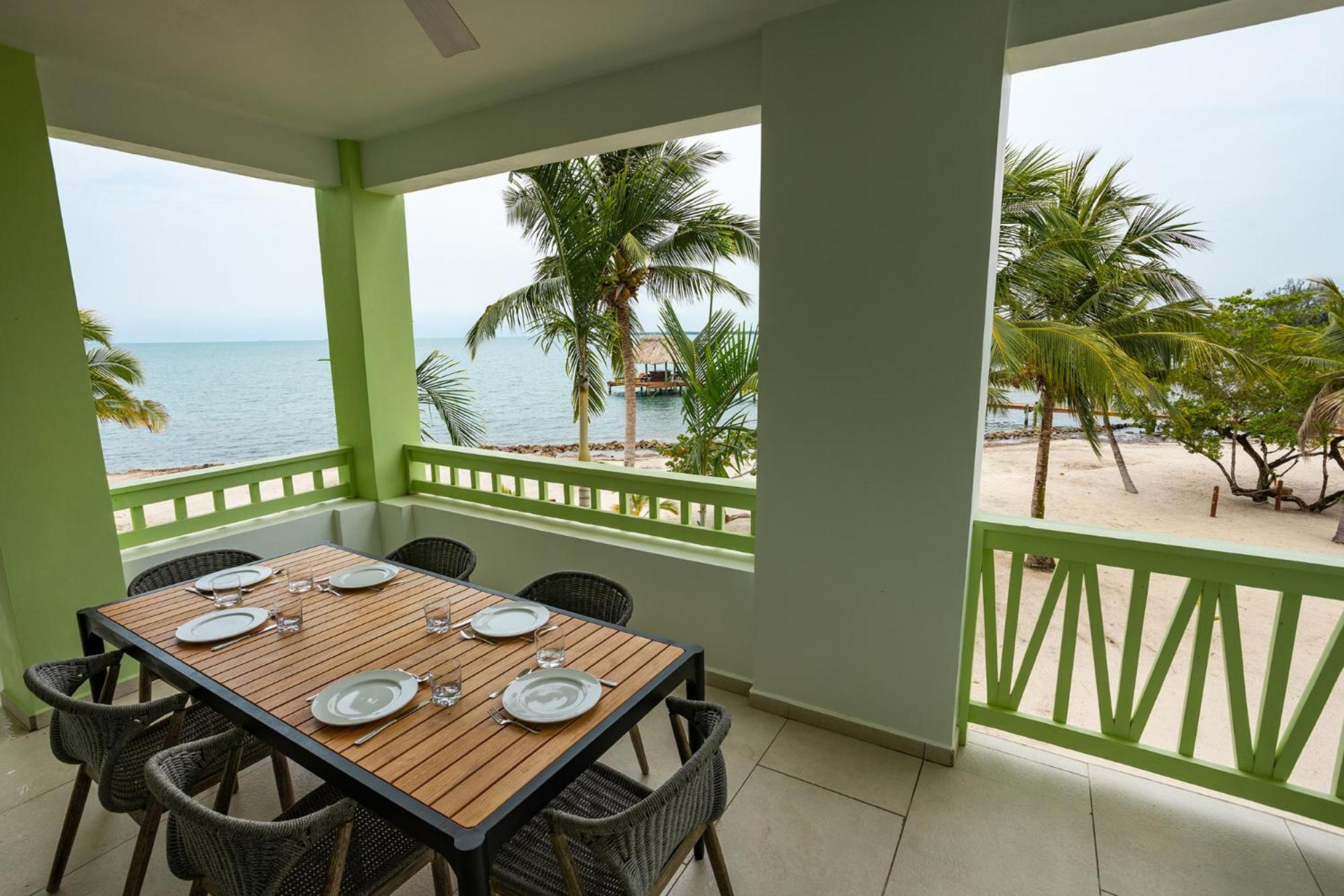 Resort The At Cocoplum Placencia