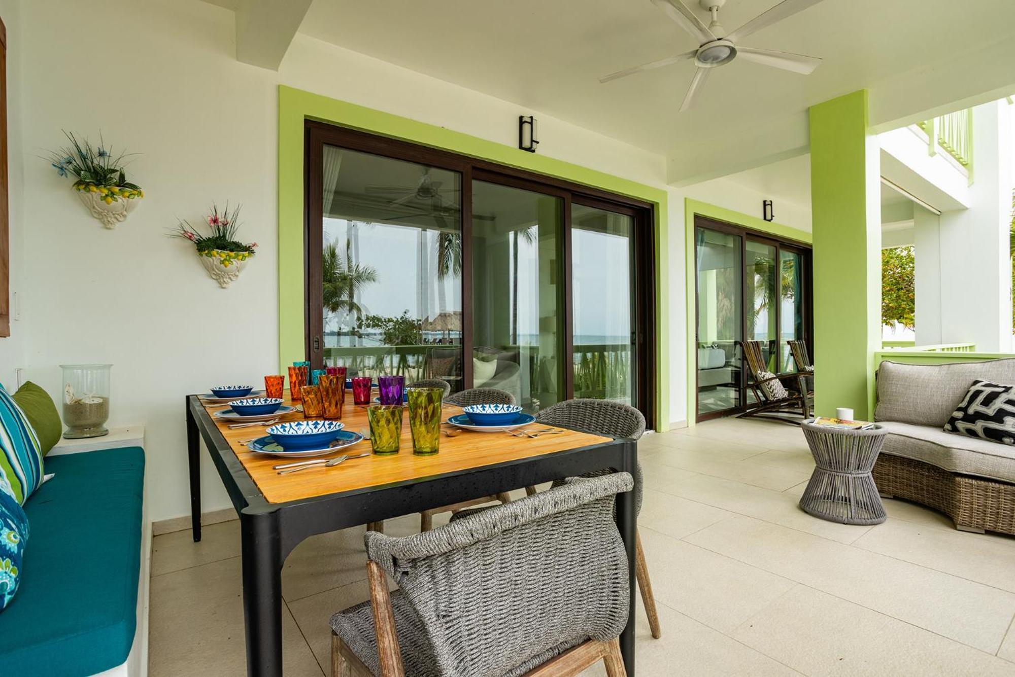 The At Cocoplum * Placencia