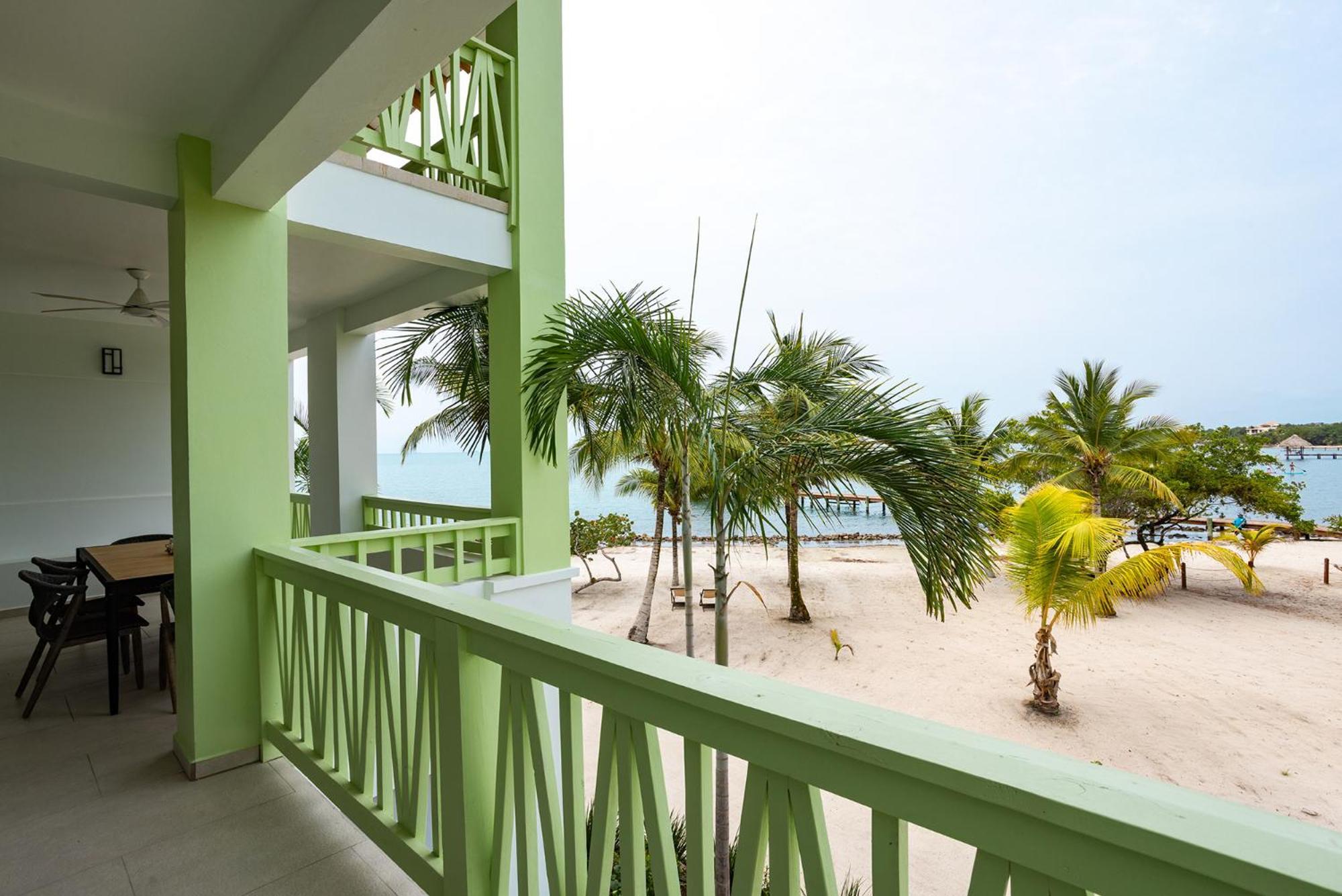 Resort The At Cocoplum Placencia