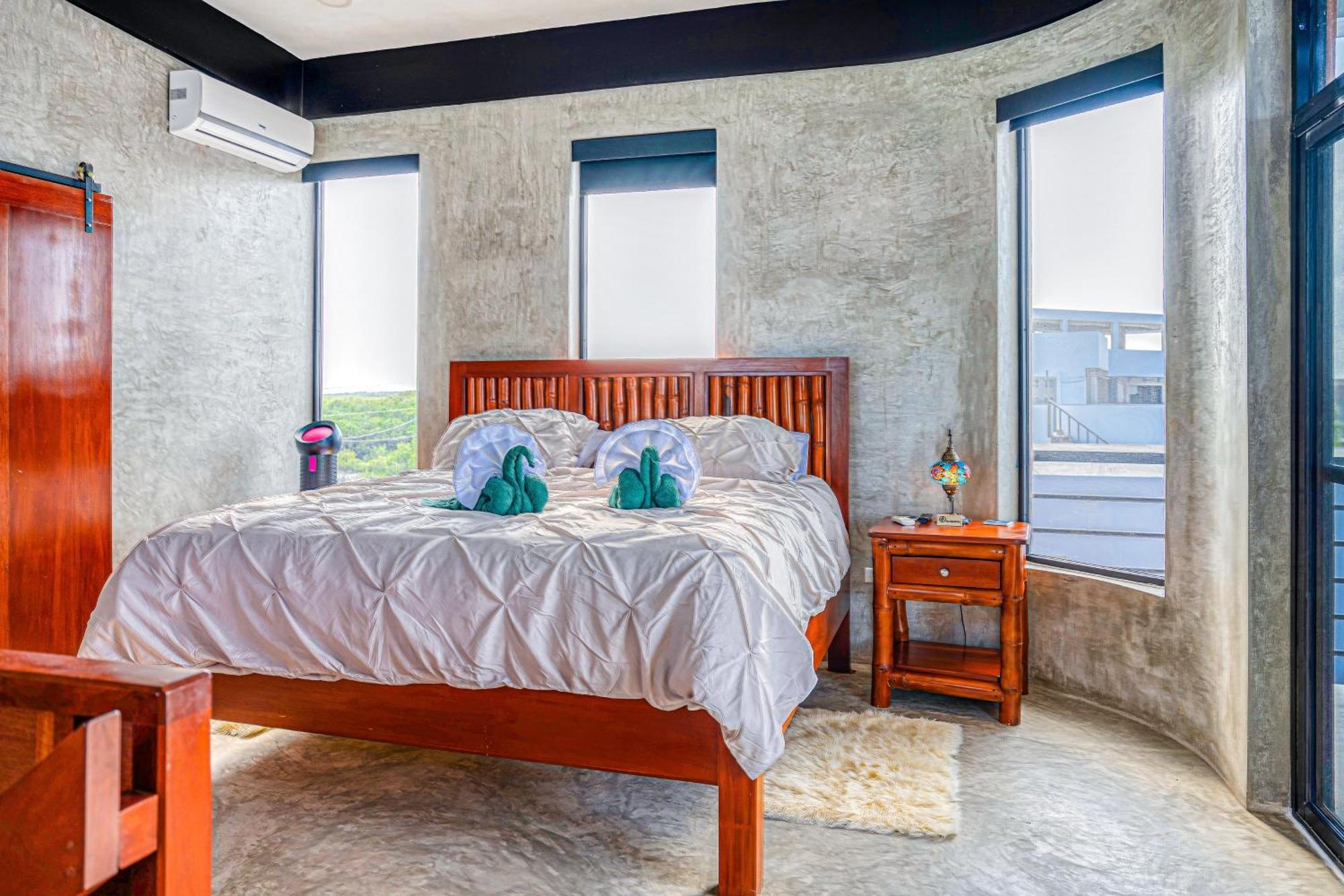 Castillo Hunab Ku Villa *