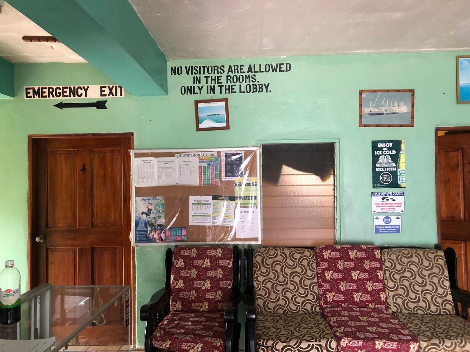 Chaleanor Hotel Dangriga