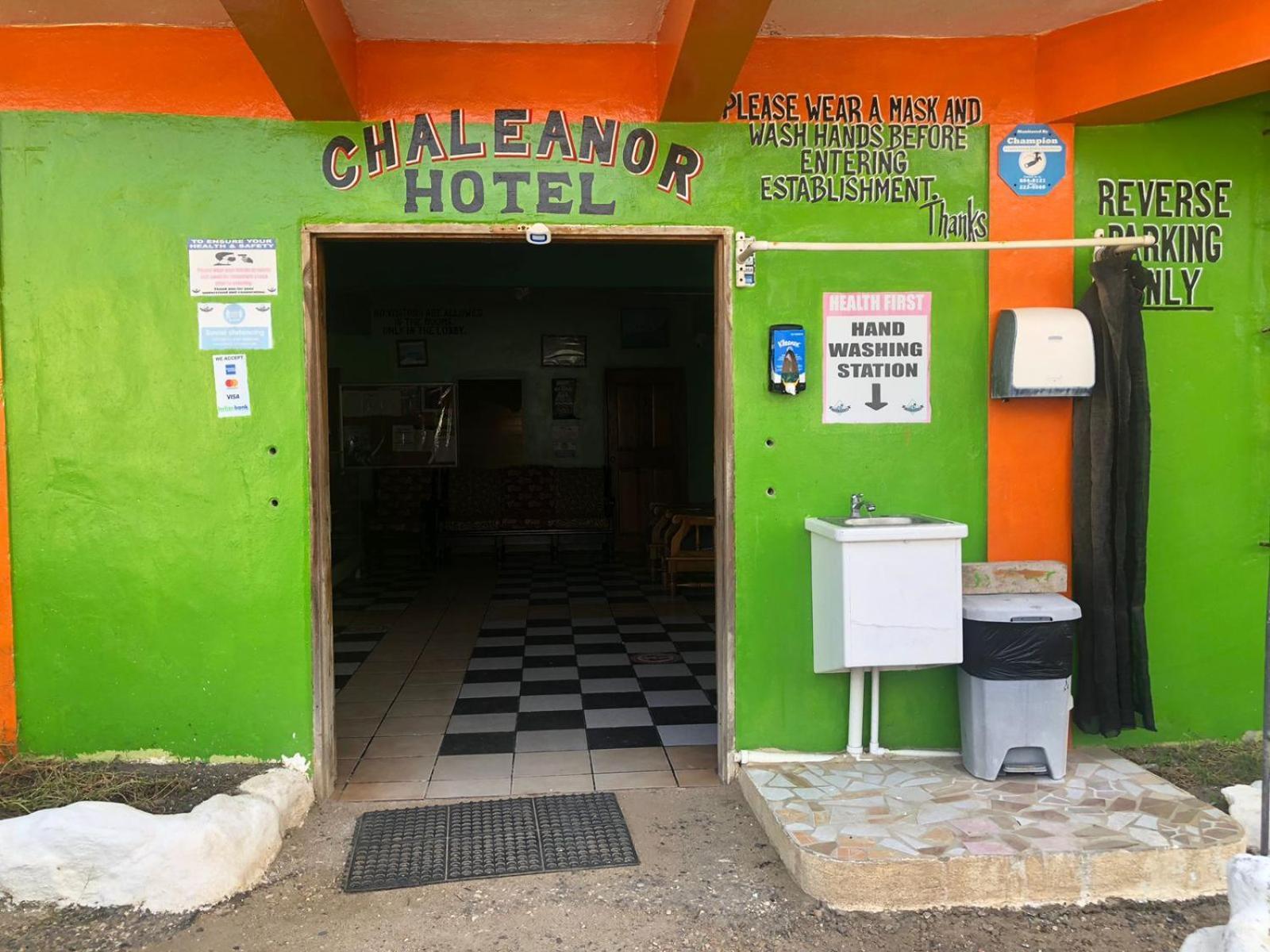 Hotel Chaleanor Dangriga