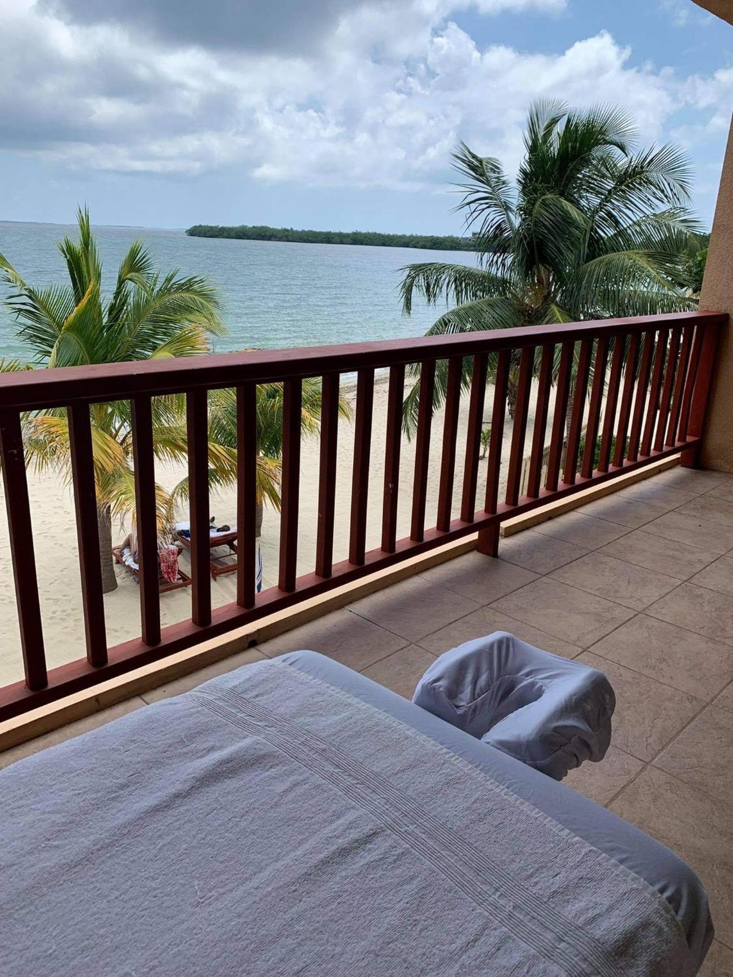 Hotel Belizean Nirvana 3*