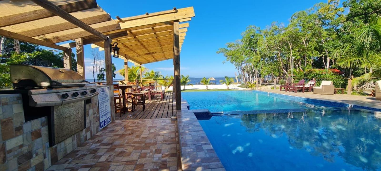 Seaside Chateau 2*