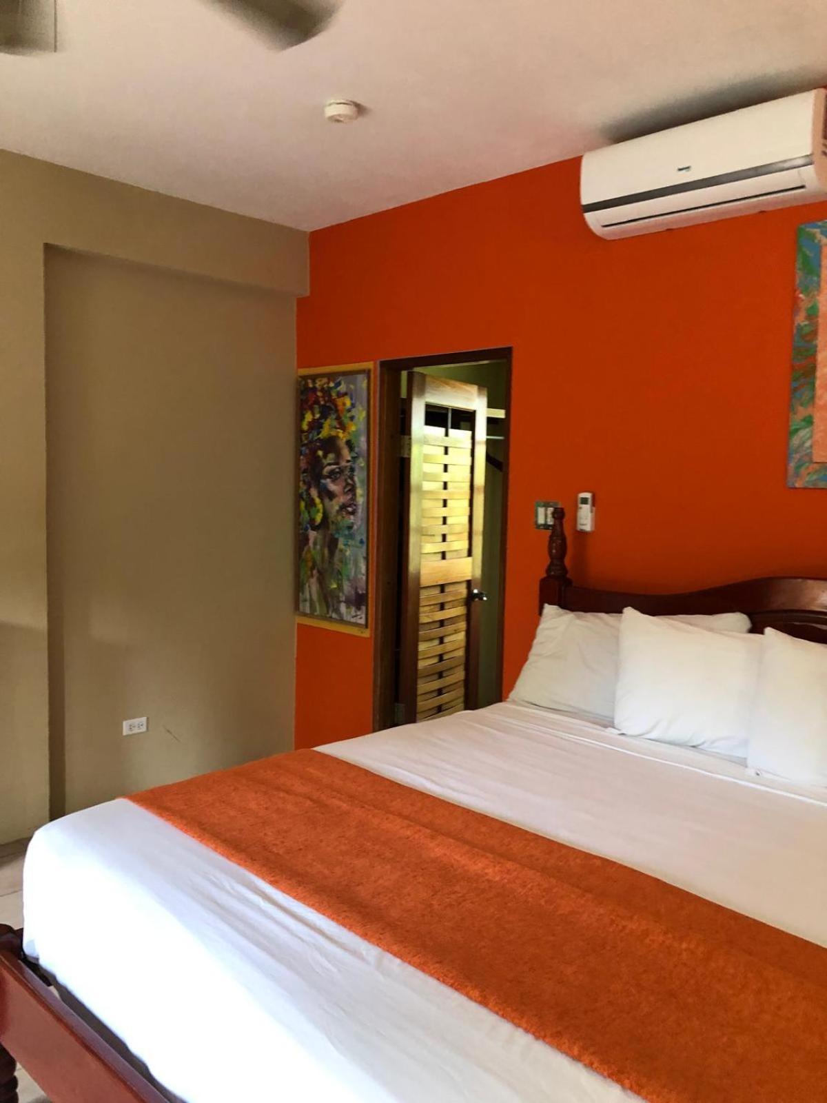 Black Orchid Hotel