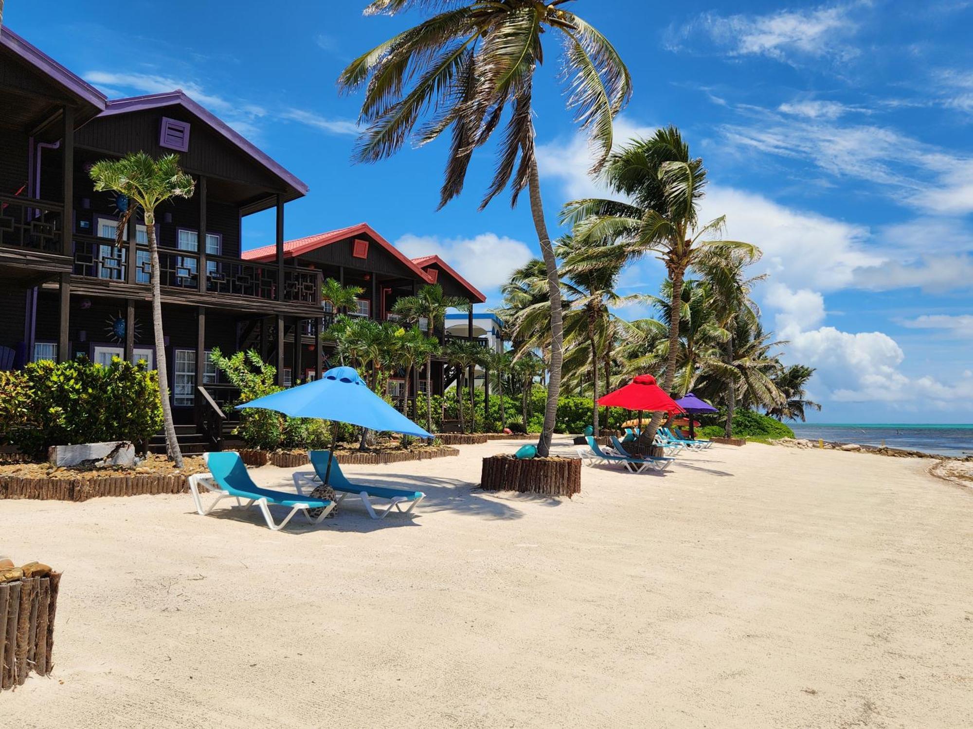 X'tan Ha- The Waterfront Resort San Pedro (Ambergris Caye)