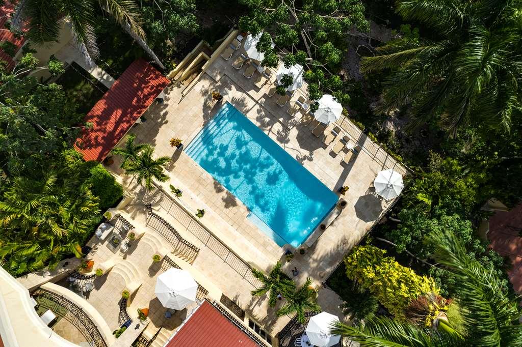 San Ignacio Resort Hotel Hotel *