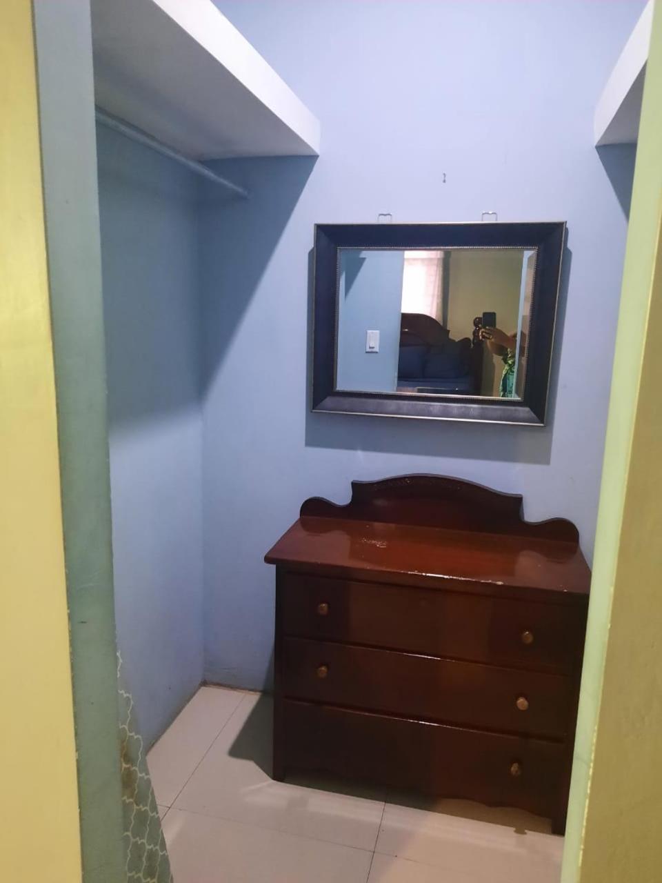 Db Tower Vacation Apartment Belize City