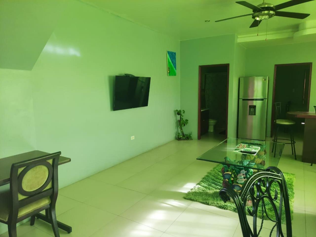 Db Tower Vacation Apartment *