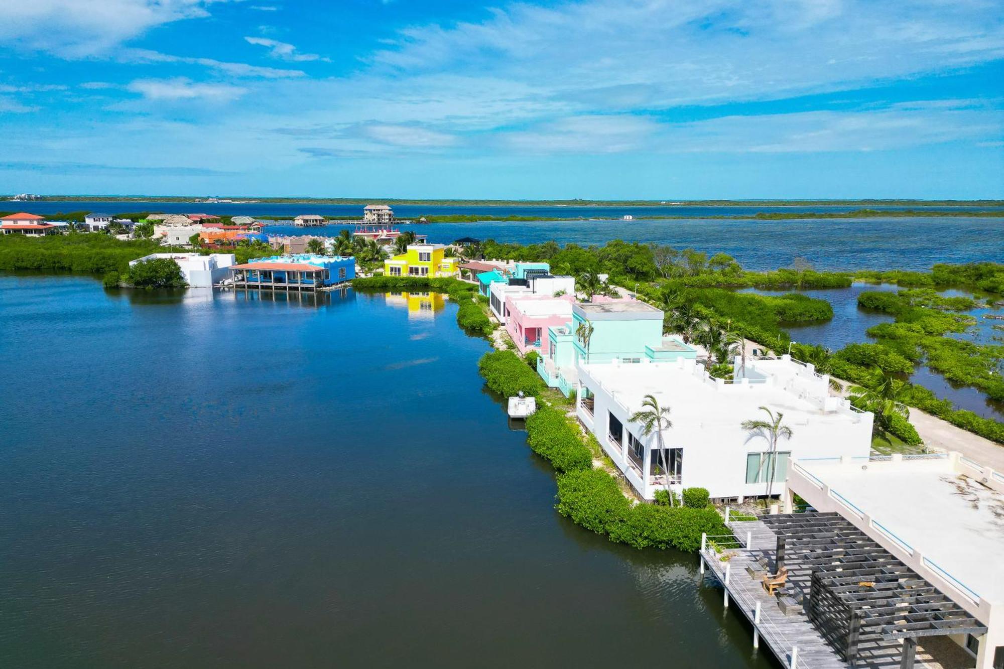 G303 At Mara Laguna Gold Standard Certified * San Pedro (Ambergris Caye)