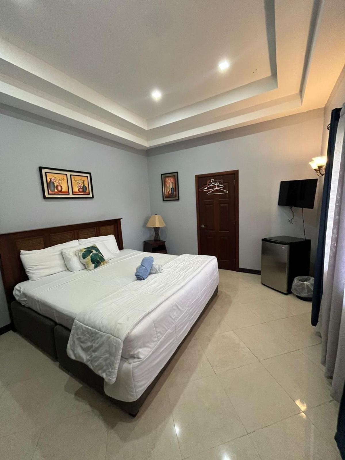 Seaside Chateau Belize City