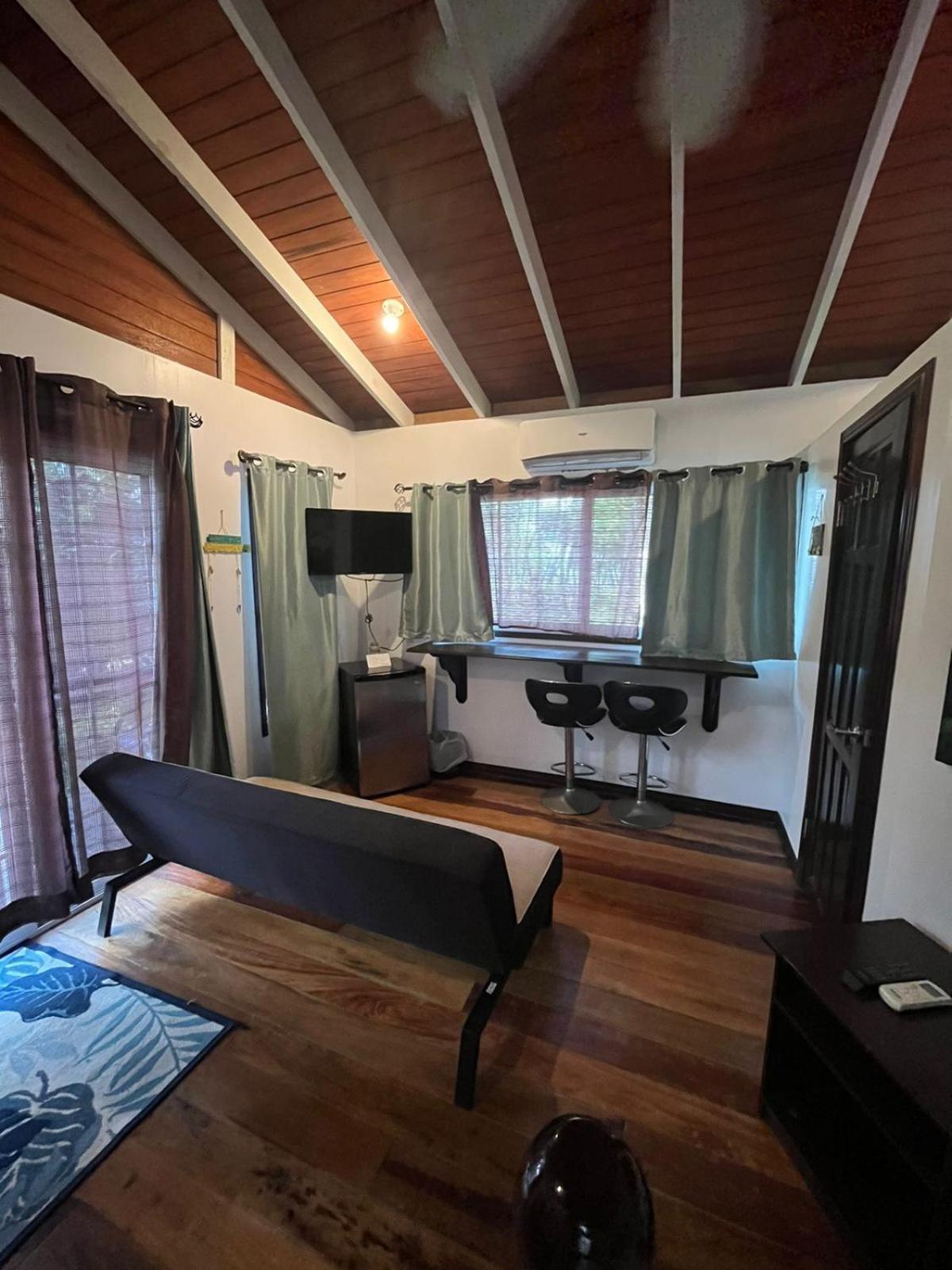 Seaside Chateau Belize City