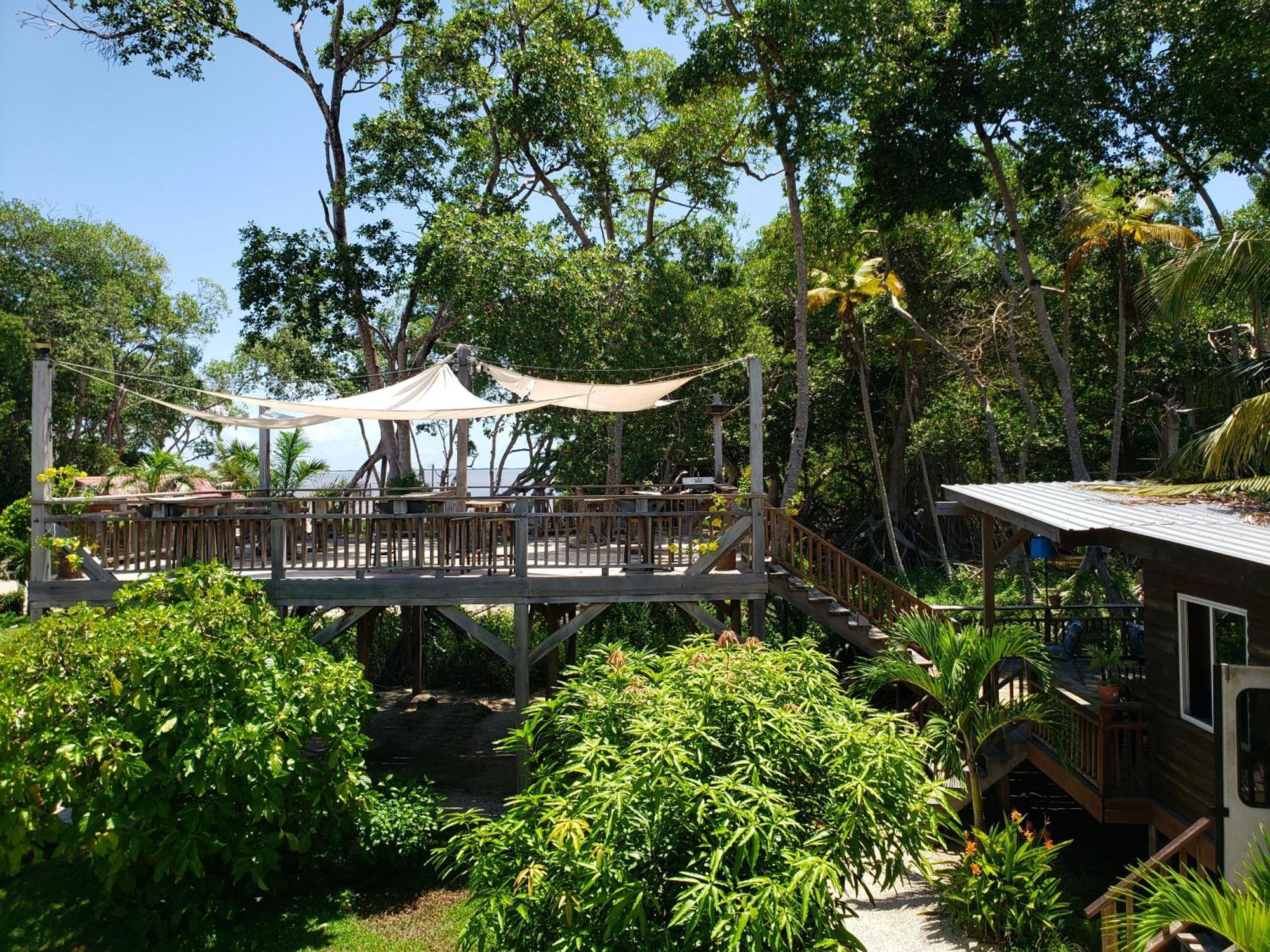 Seaside Chateau 2*