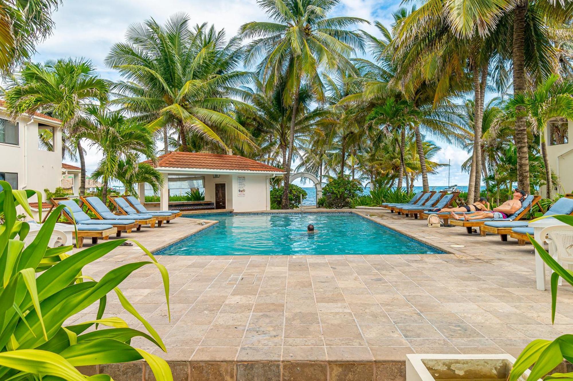 Tradewinds Paradise Hotel 3*