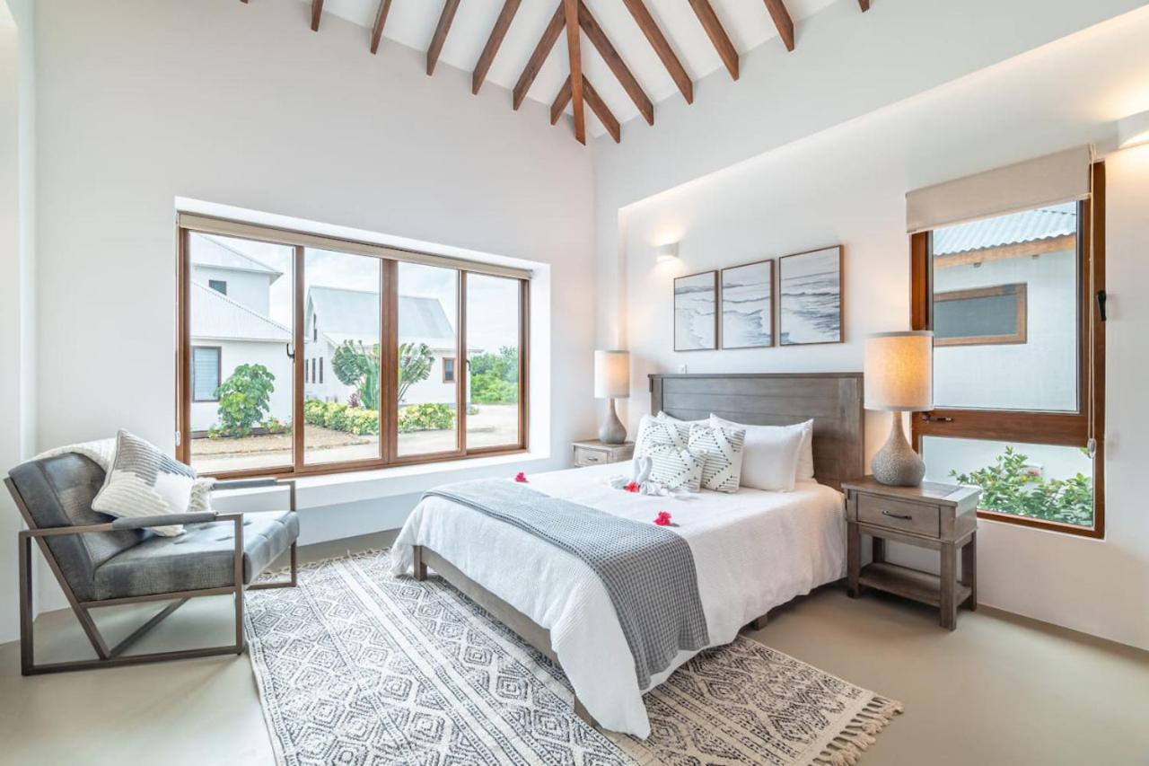 Villa Tranquility At Mahogany And The Poolclub