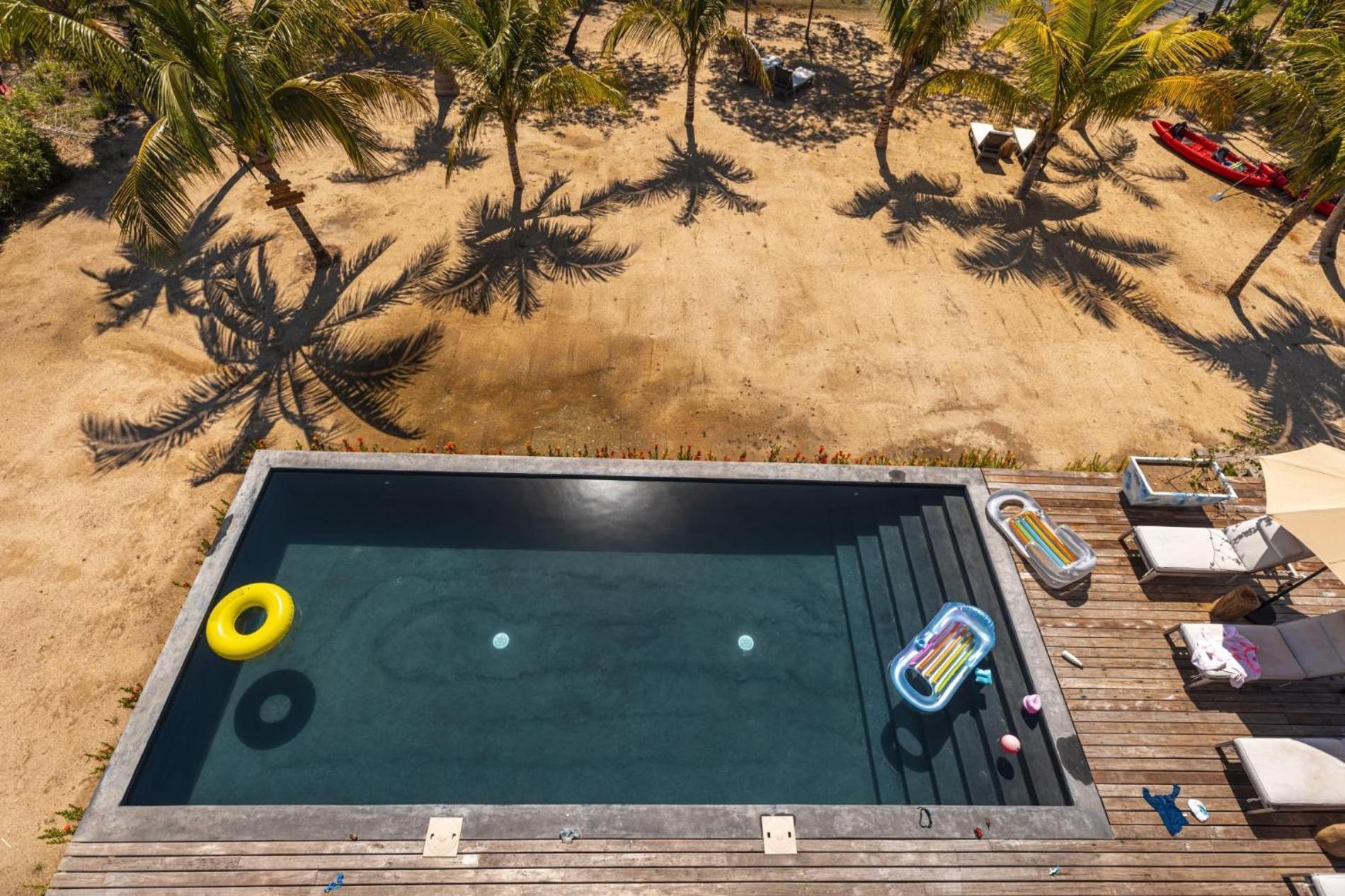 New Modern Ocean Front On Private Island Placencia