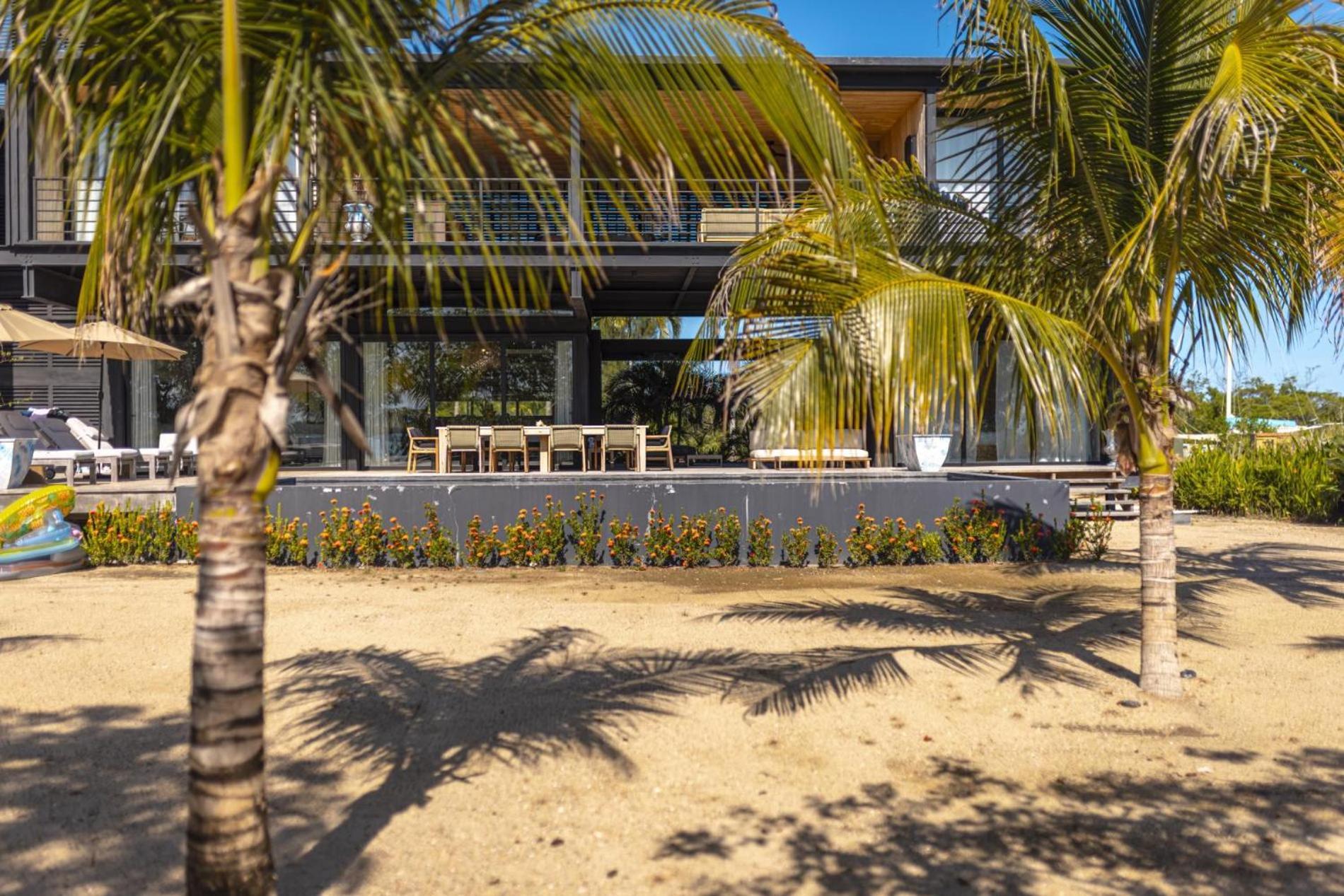 New Modern Ocean Front On Private Island Placencia