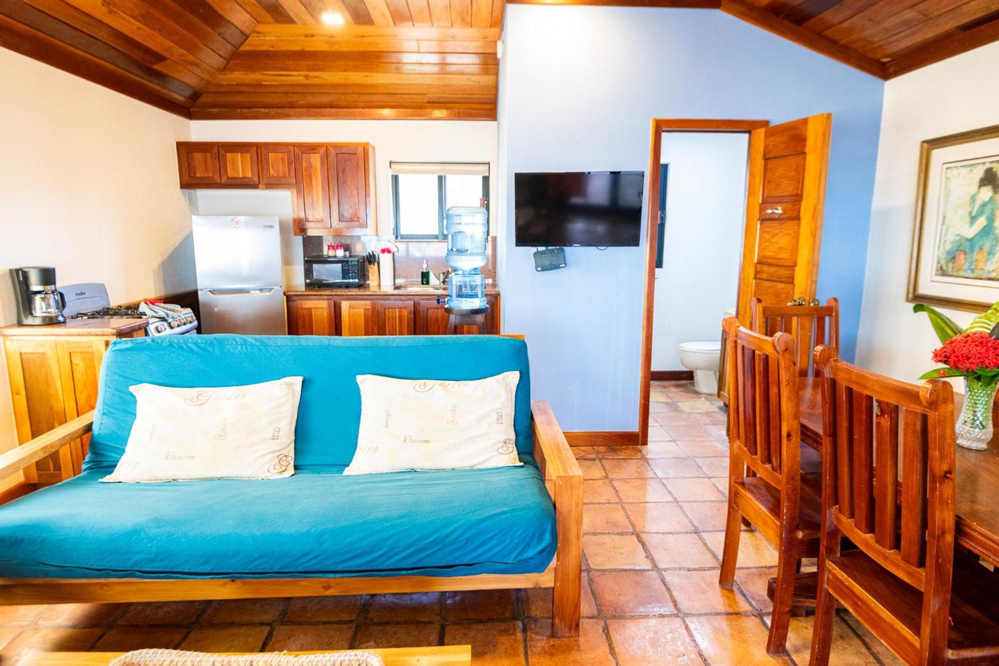 Isla Bonita Yacht Club Hotel 3*