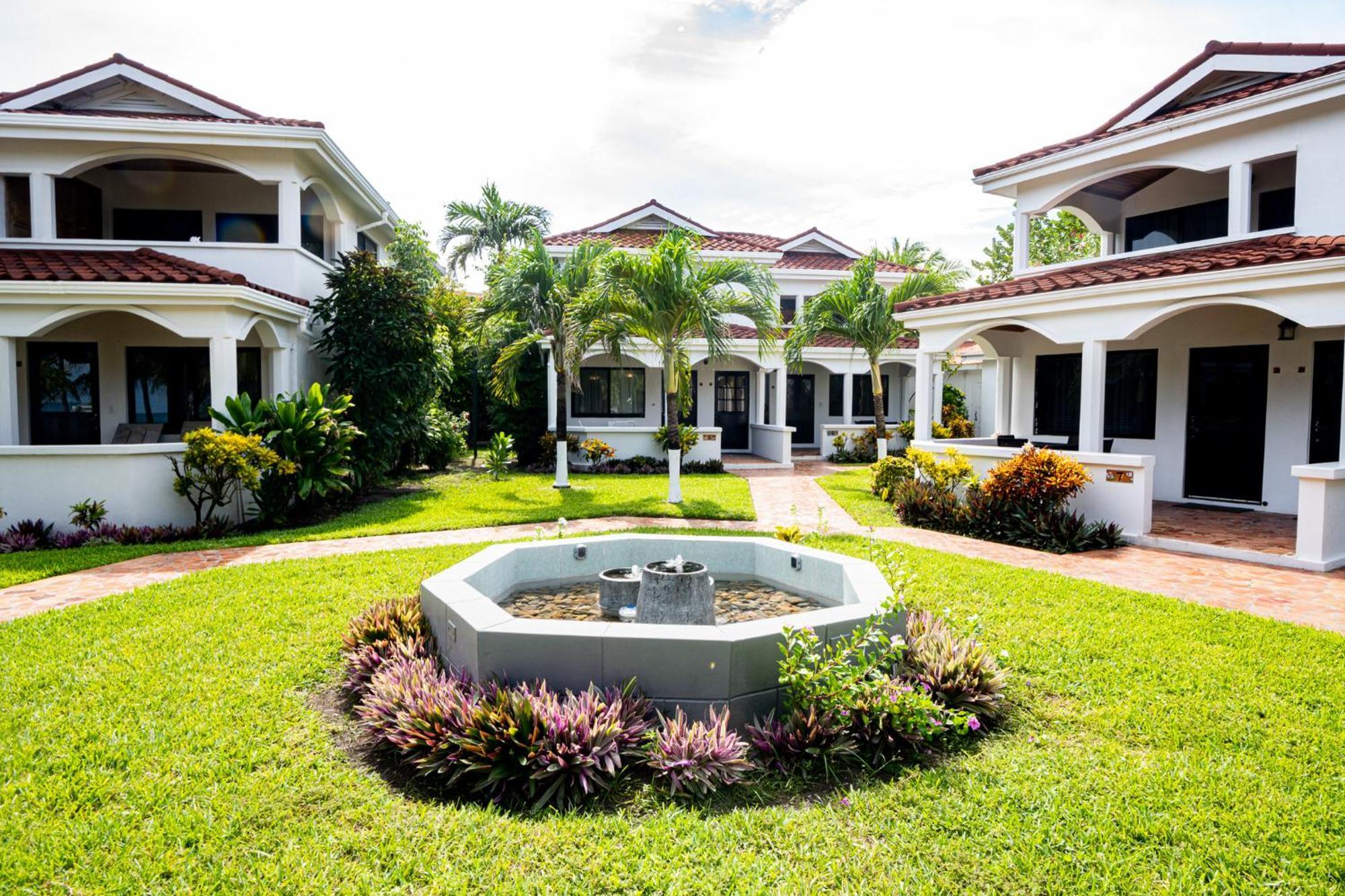 Hotel Isla Bonita Yacht Club 3*
