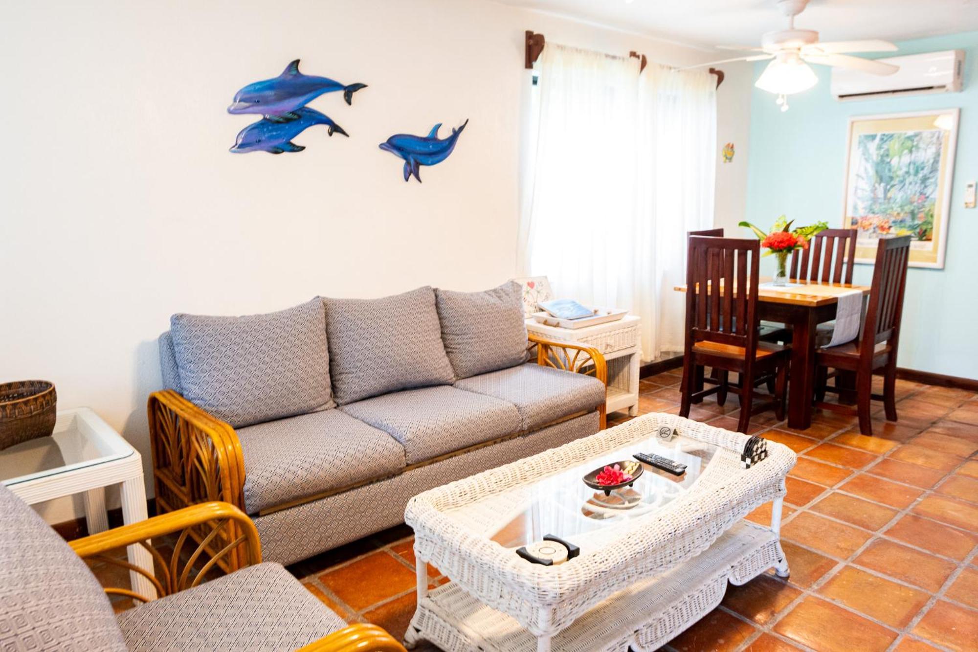 Isla Bonita Yacht Club Hotel