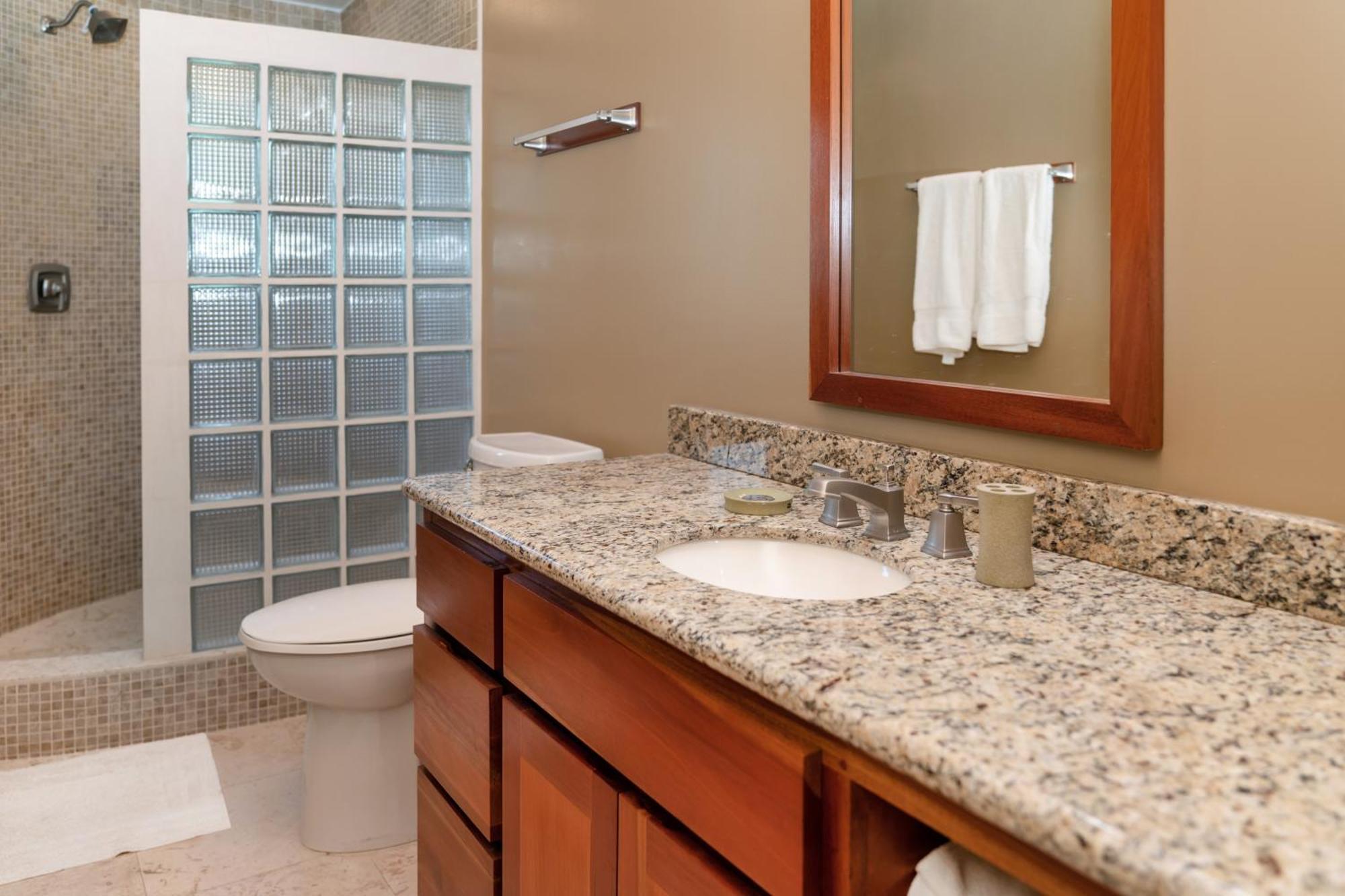 Residences At Barrier Reef 8c Oceanview 2 Bedroom By Floreo