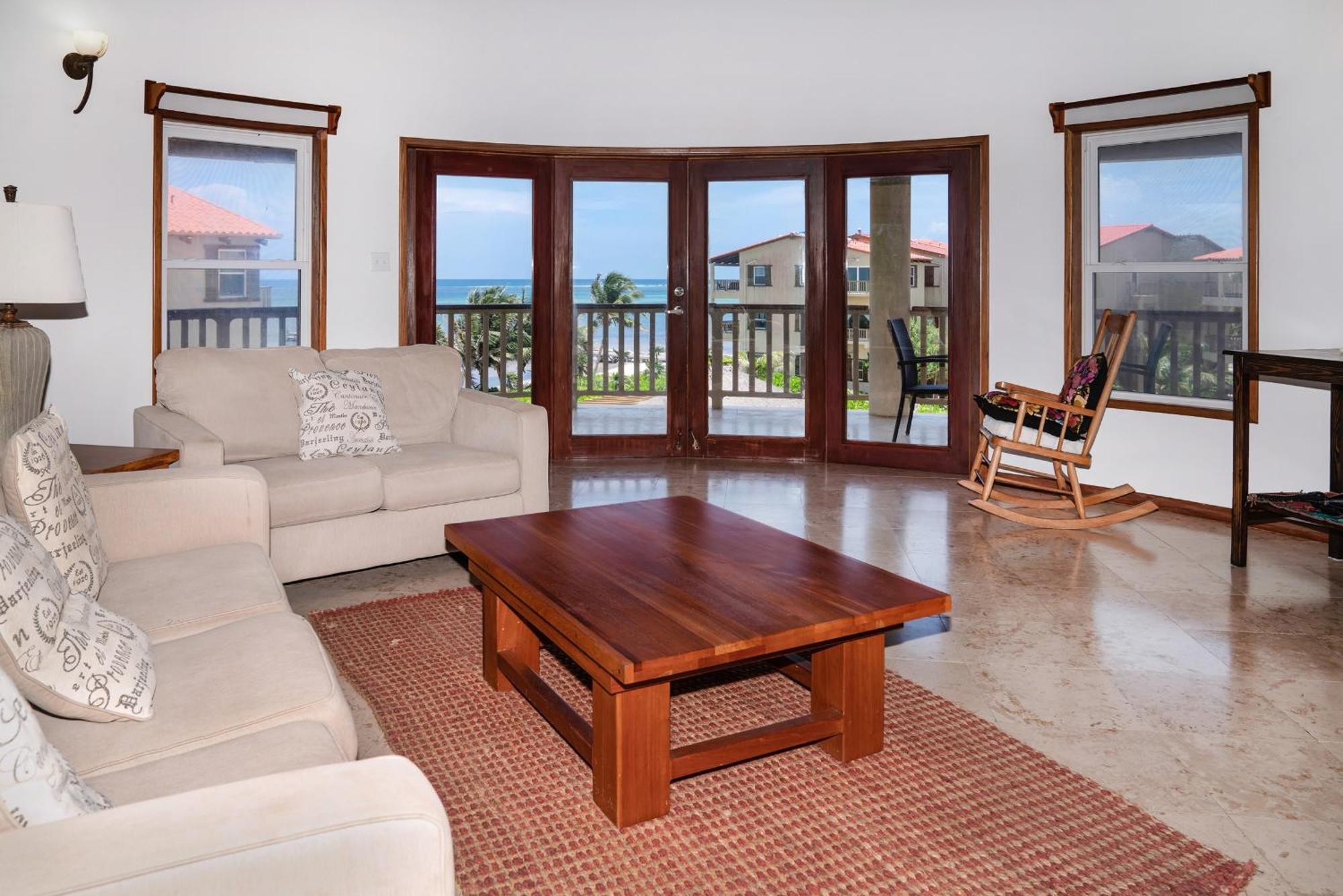 Residences At Barrier Reef 8c Oceanview 2 Bedroom By Floreo *