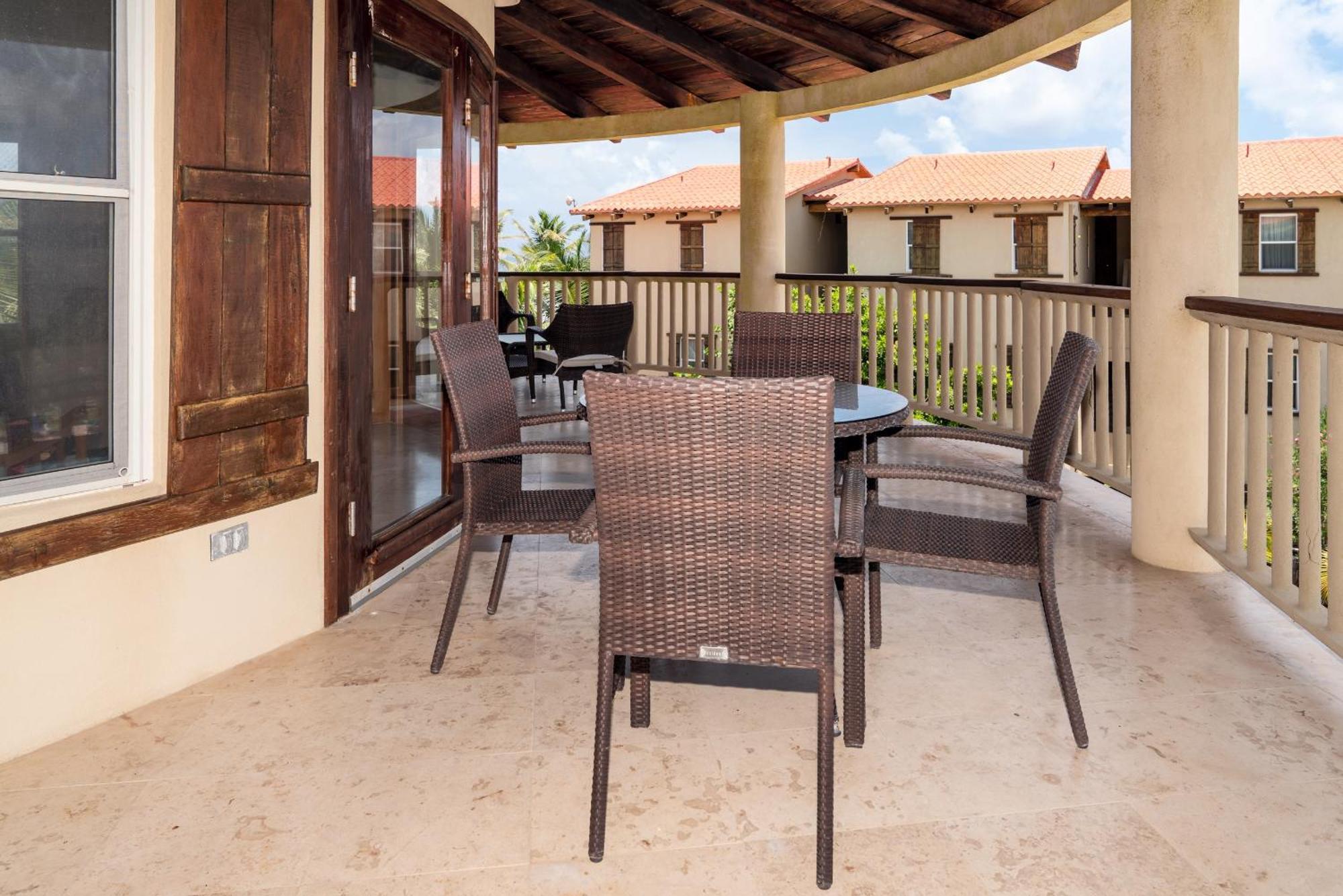 Residences At Barrier Reef 8c Oceanview 2 Bedroom By Floreo San Pedro (Ambergris Caye)