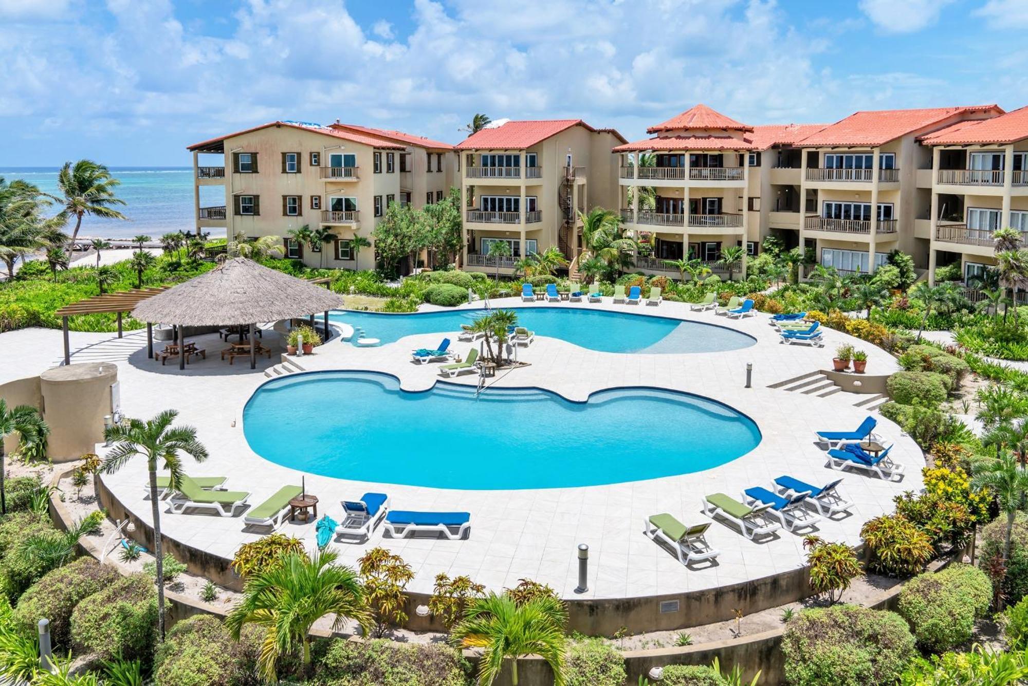 Residences At Barrier Reef 8c Oceanview 2 Bedroom By Floreo * San Pedro (Ambergris Caye)