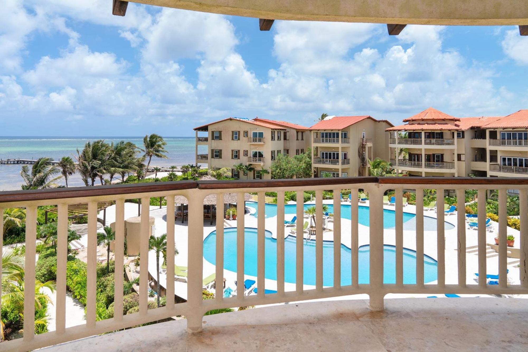 Holiday home Residences At Barrier Reef 8c Oceanview 2 Bedroom By Floreo *