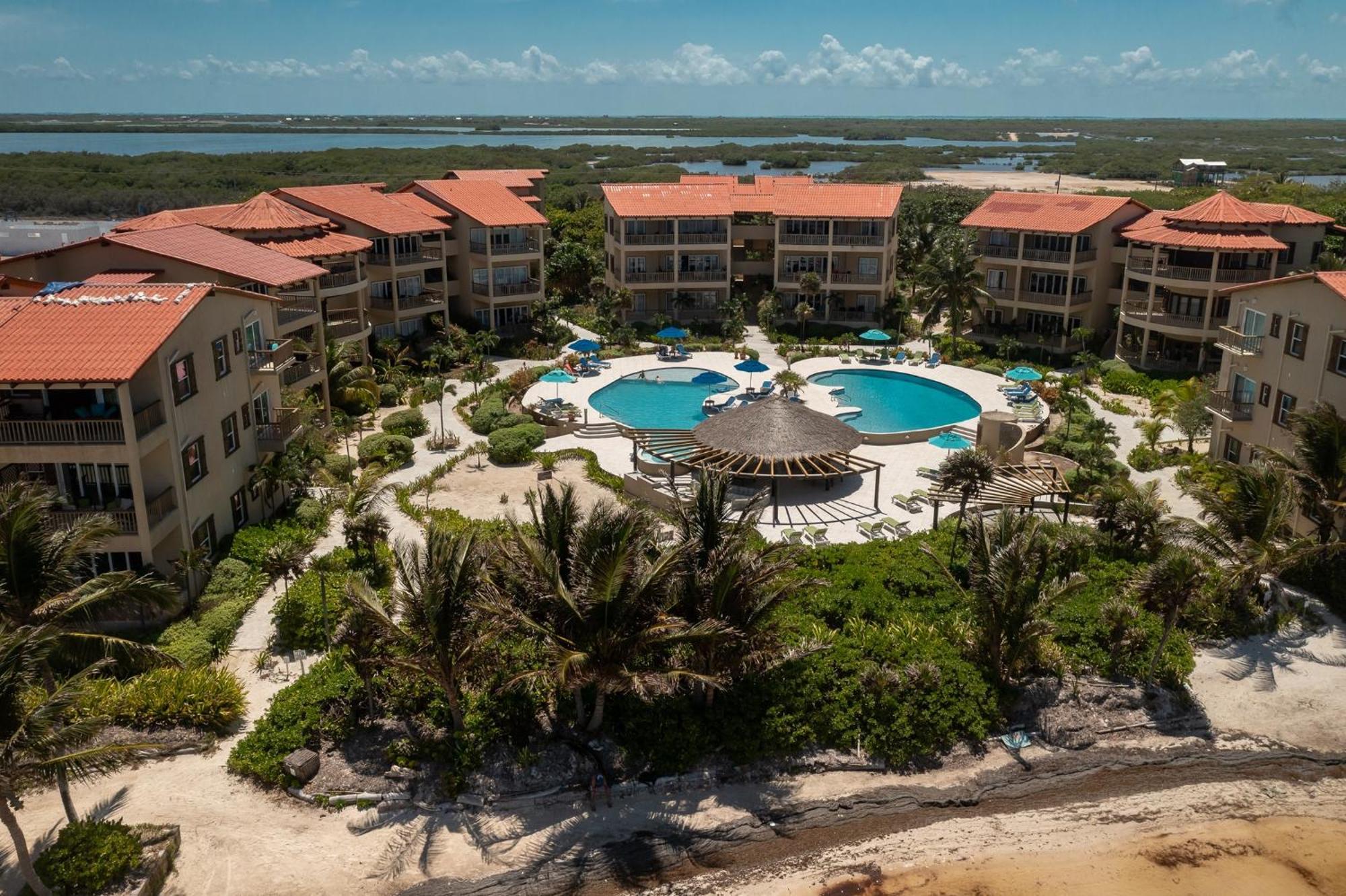Holiday home Residences At Barrier Reef 8c Oceanview 2 Bedroom By Floreo *