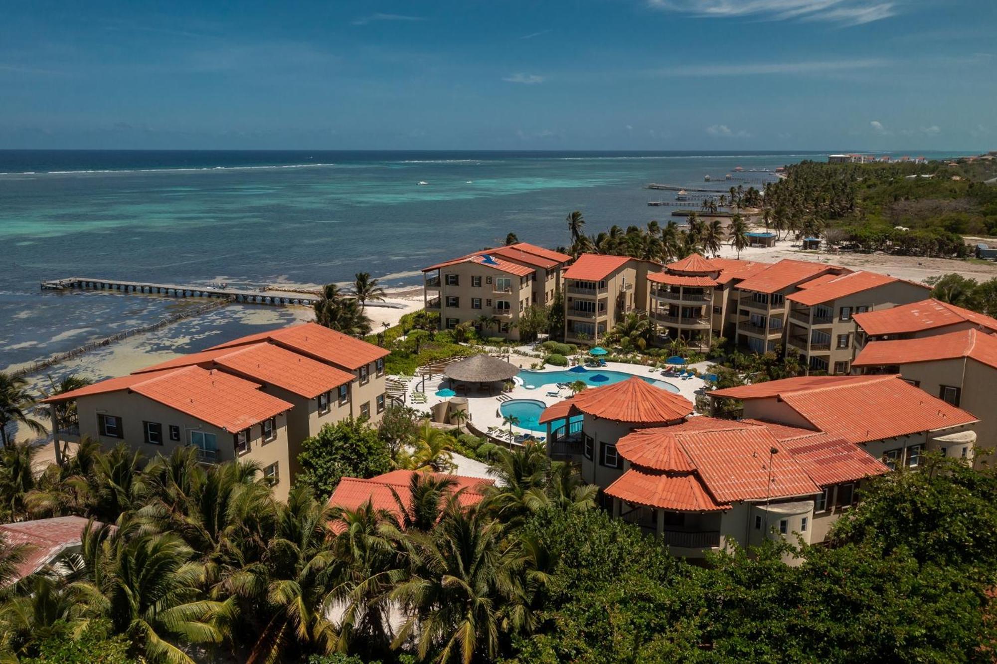Residences At Barrier Reef 8c Oceanview 2 Bedroom By Floreo * San Pedro (Ambergris Caye)