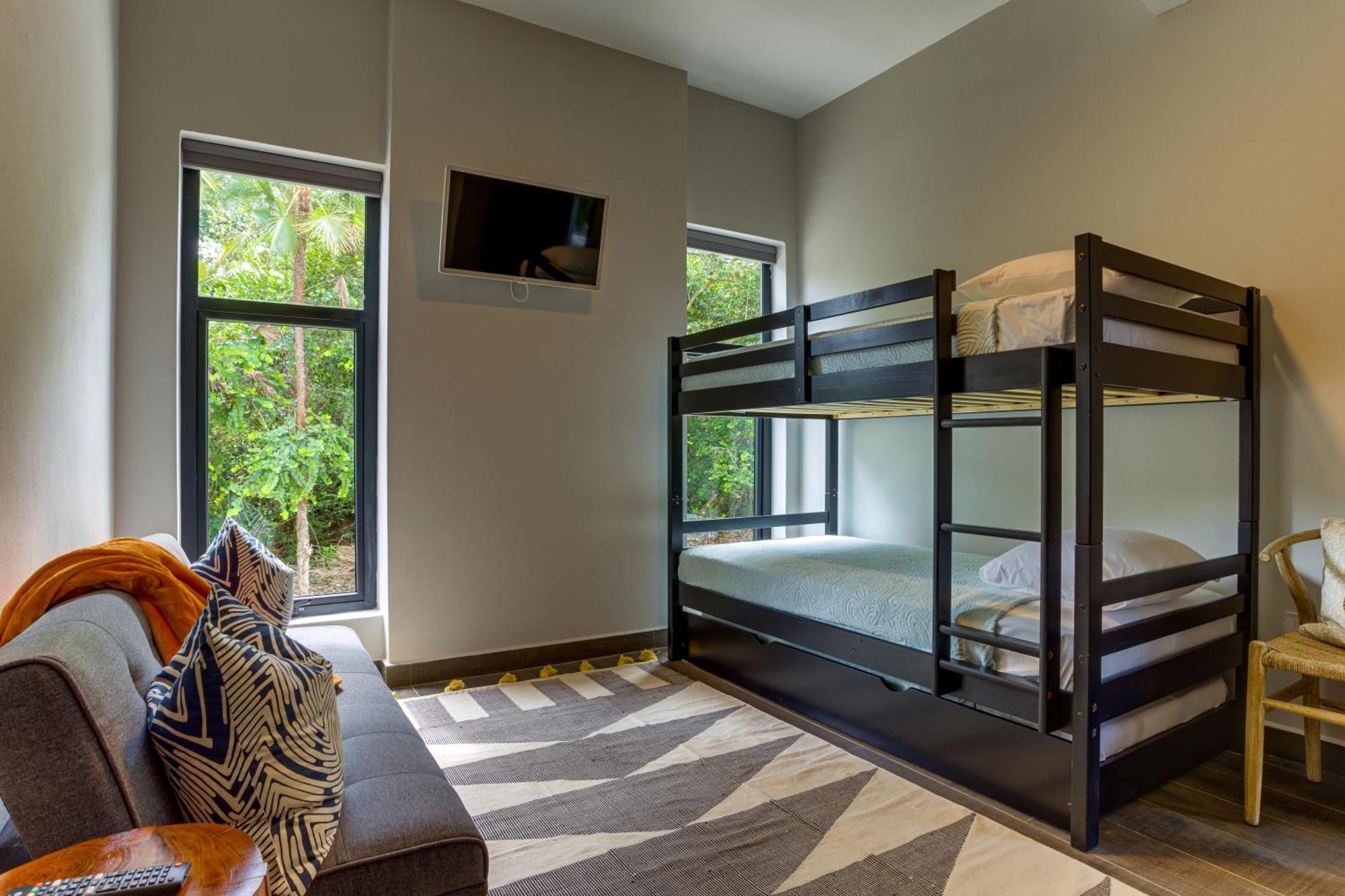 Resort Naia And Placencia