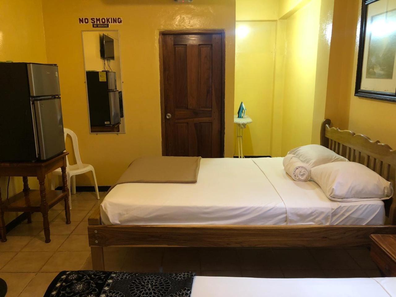 Chaleanor Hotel