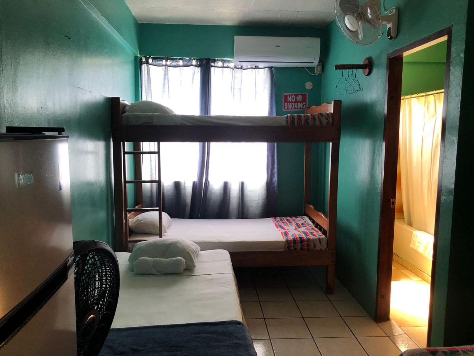 Chaleanor Hotel
