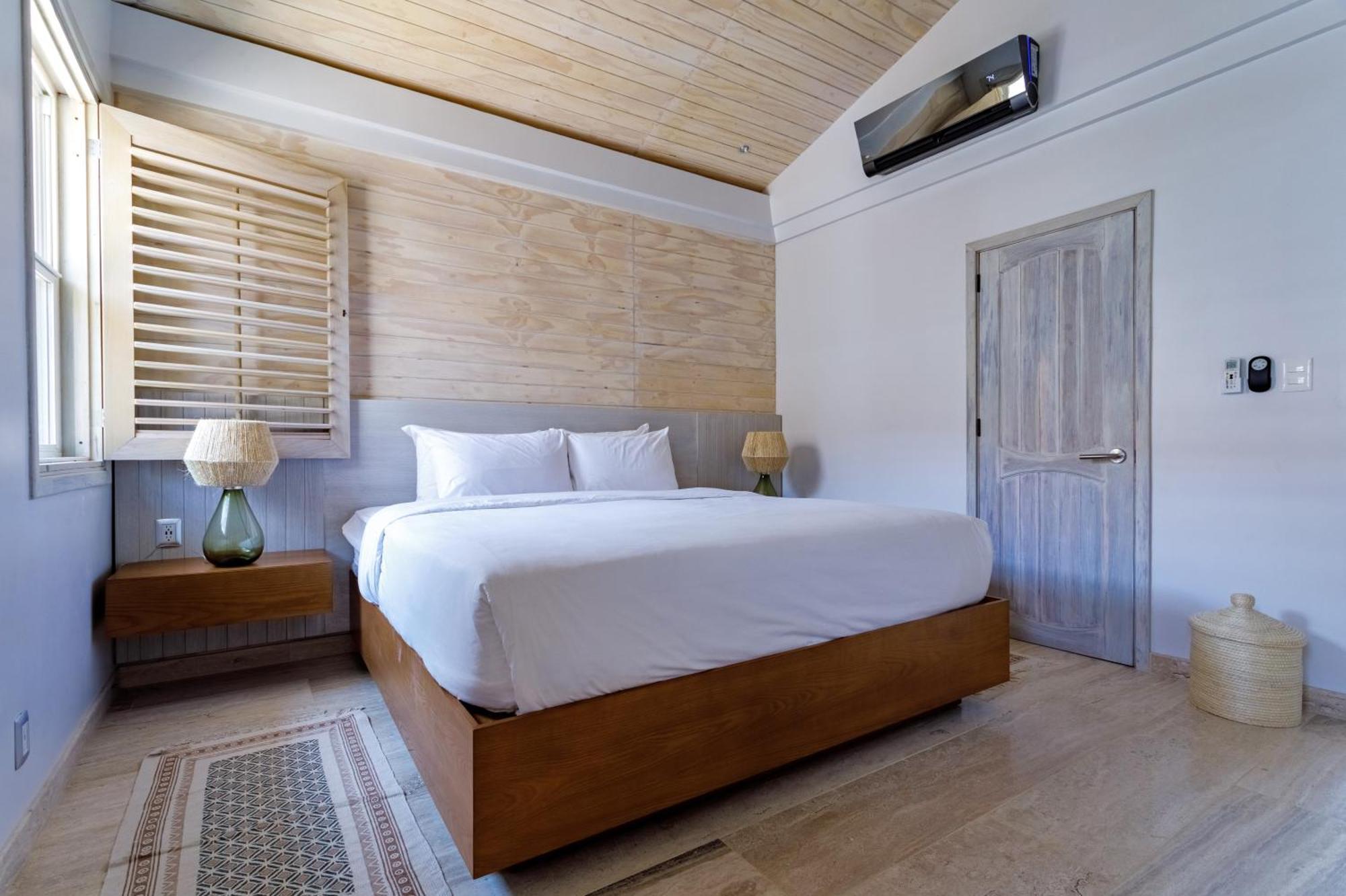 The Placencia Resort 5*