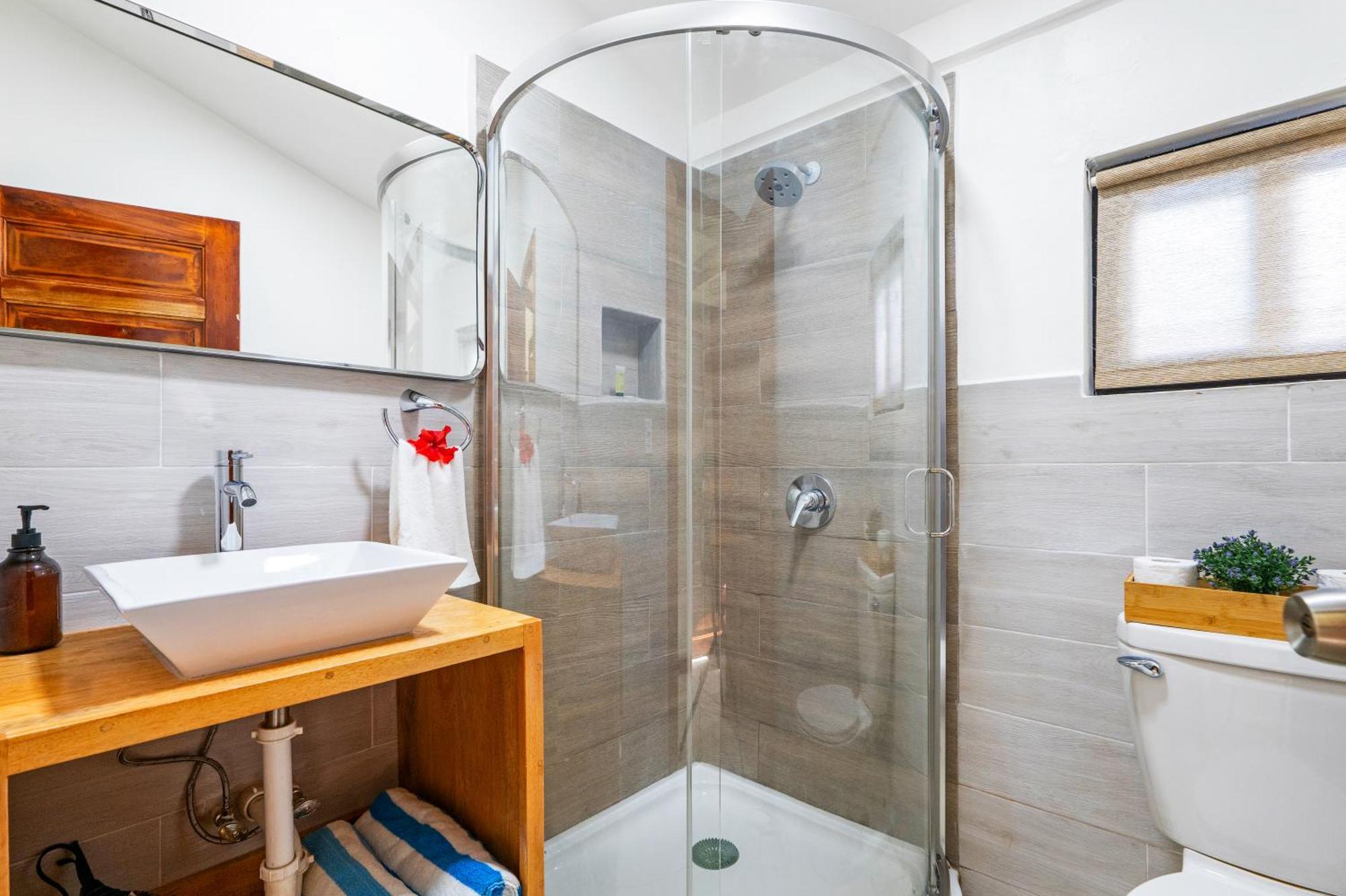 Guest house Coconut Row Boutique