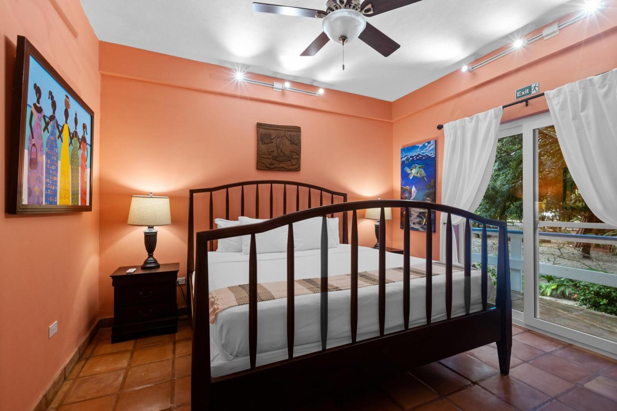#24 @ Beachside Apartment *