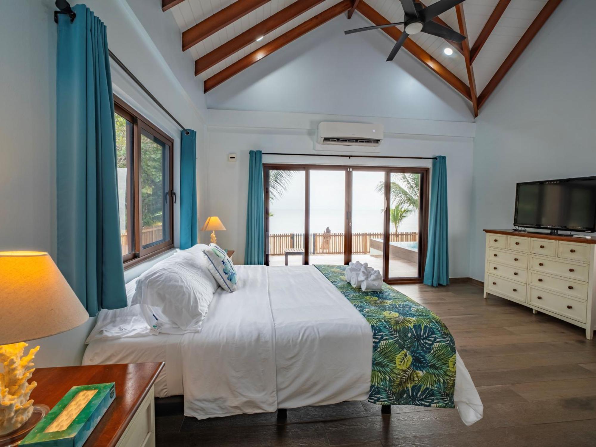 Maya Maya Beach