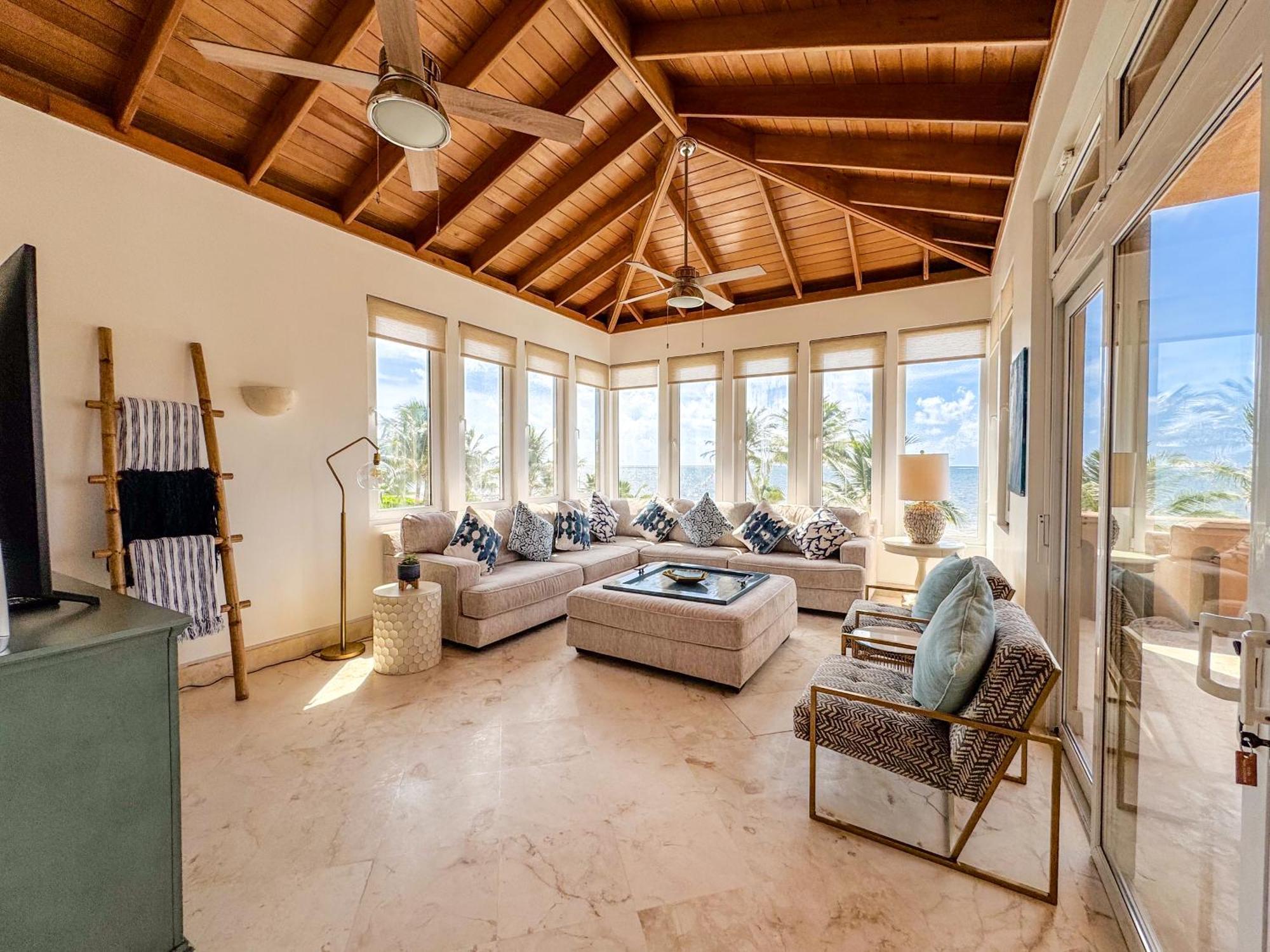 Belizean Cove Estates Luxury Beachfront * San Pedro (Ambergris Caye)