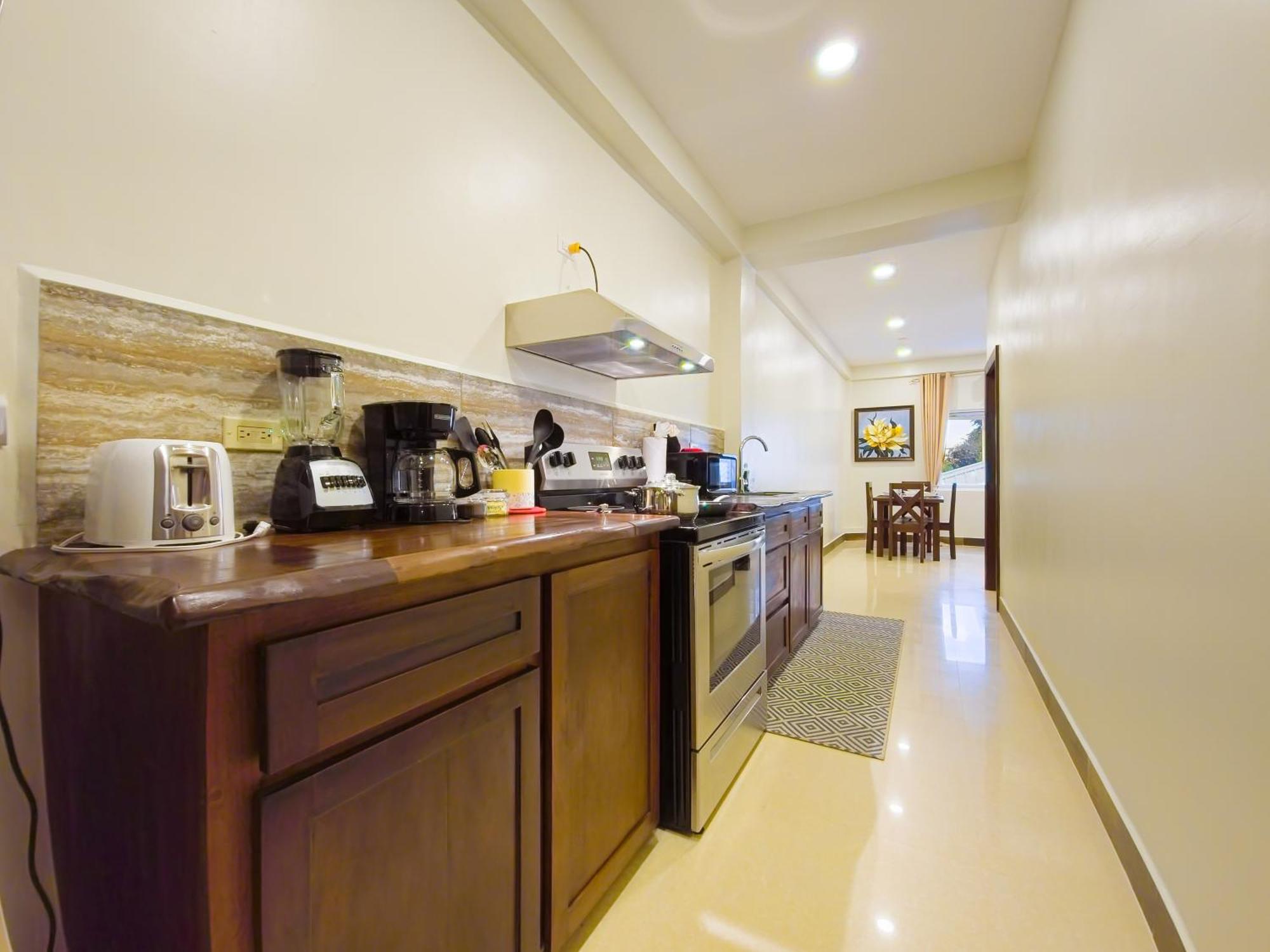 Hotel Louis' Placencia