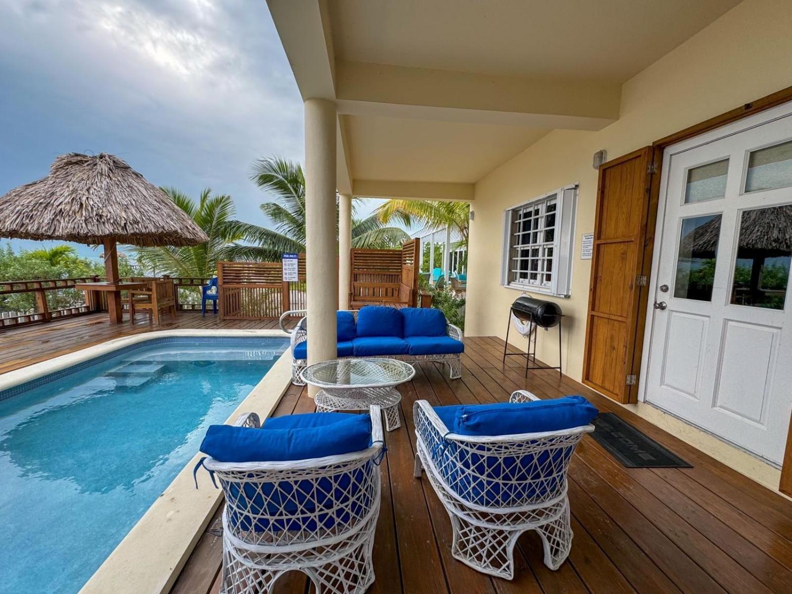 La Perla Azul House With Pool And 4 Seater Cart Holiday home *