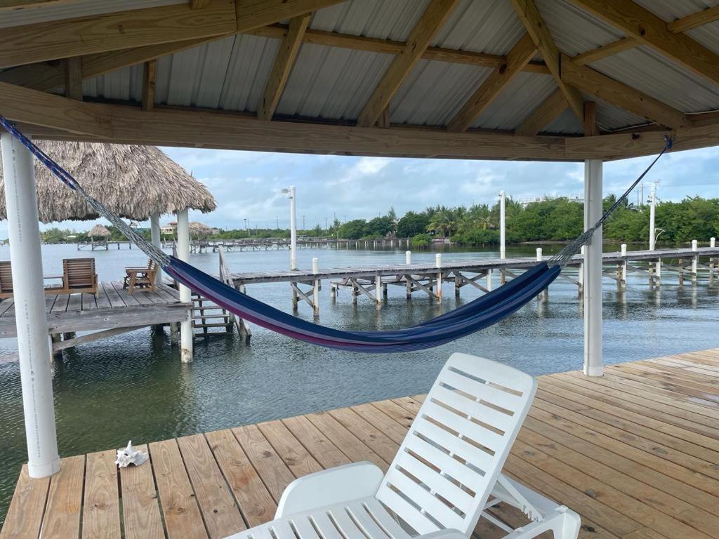 La Perla Azul House With Pool And 4 Seater Cart Holiday home San Pedro (Ambergris Caye)