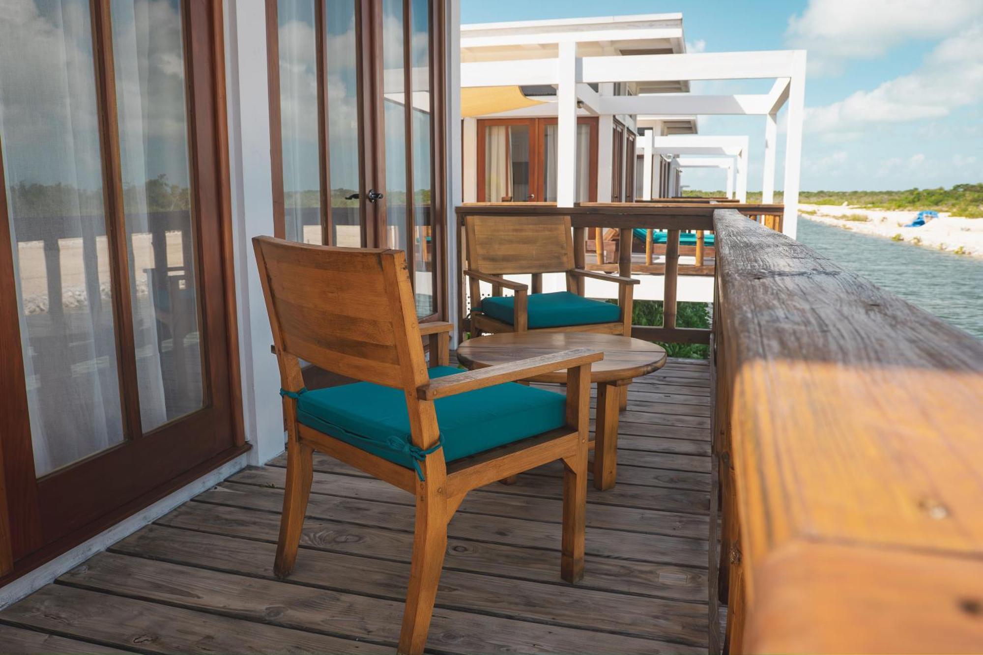Hotel Aruna & Villas